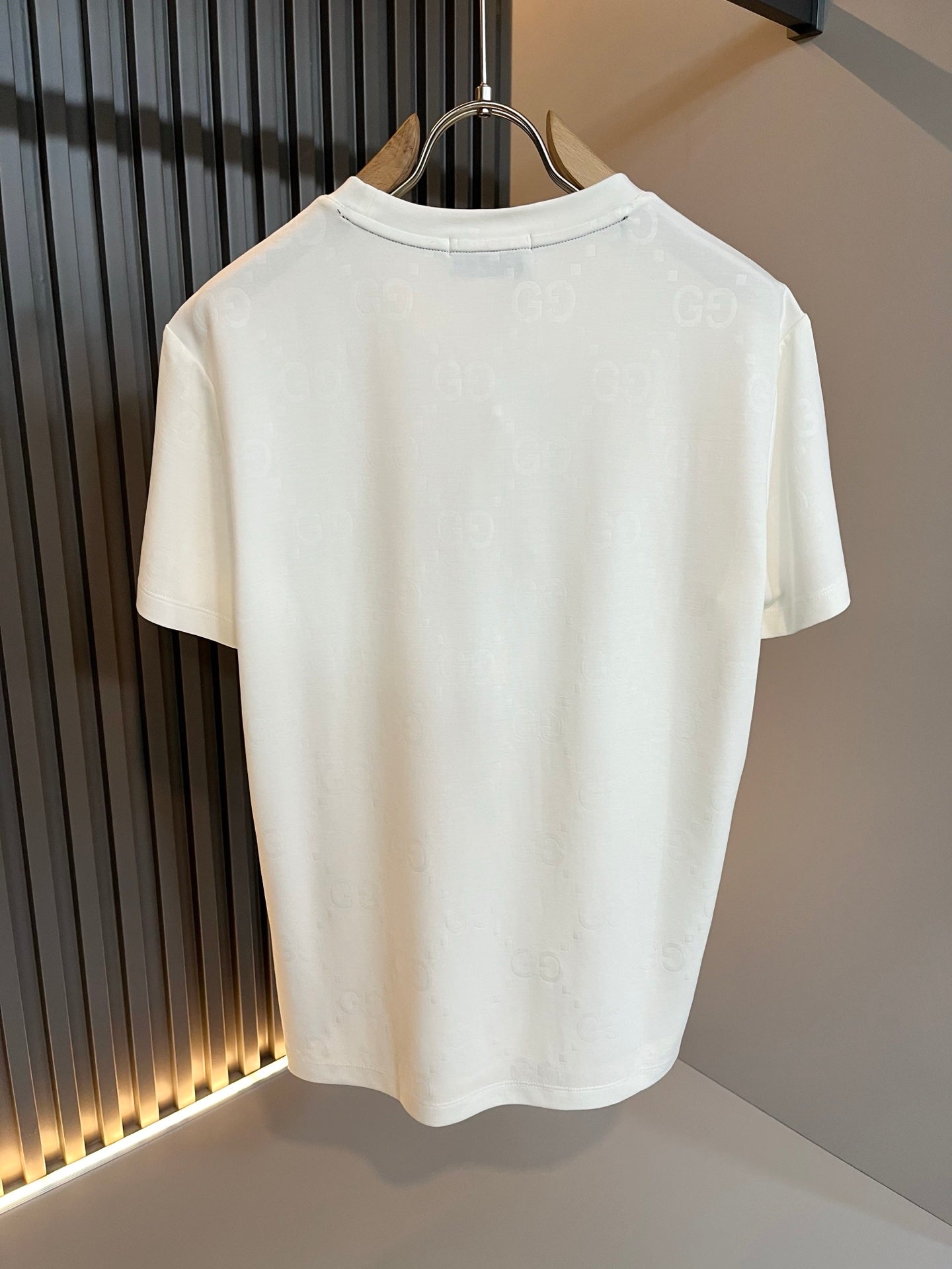 GUC* 2025ss new cotton t-shirt dark pattern logo