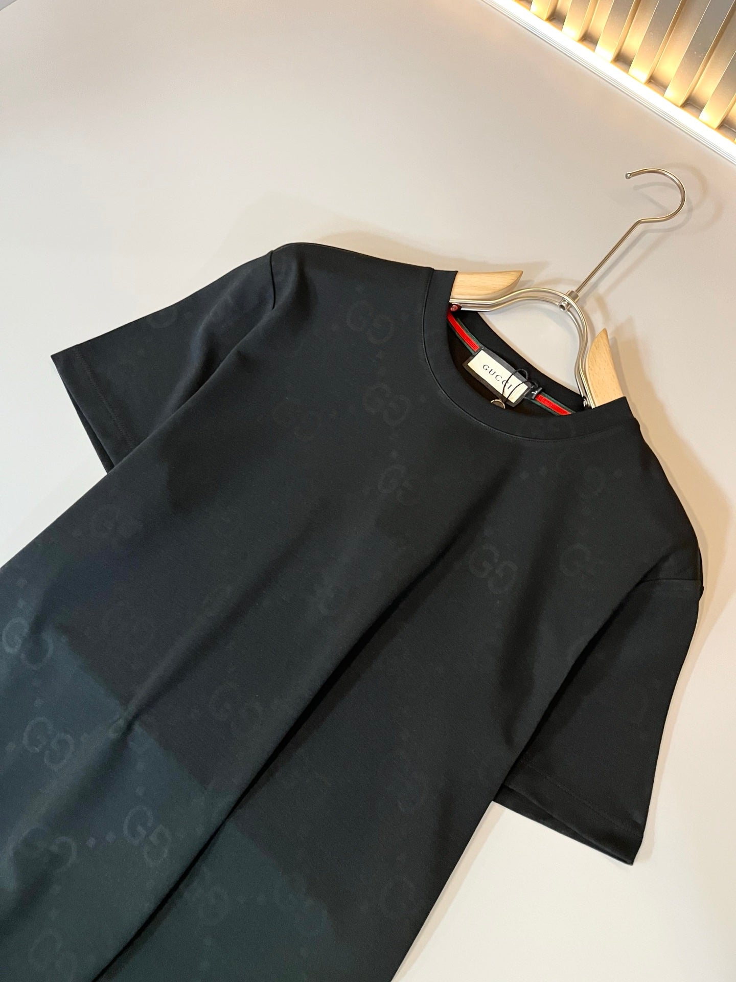 GUC* 2025ss new cotton t-shirt dark pattern logo