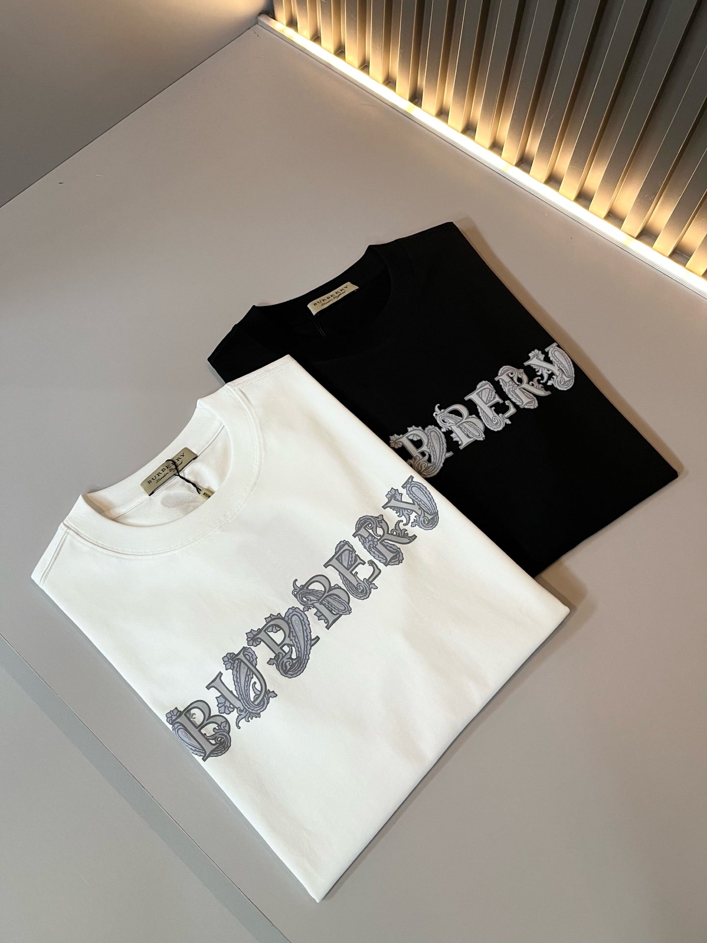 BURB* 2025ss graphic print t-shirt cotton