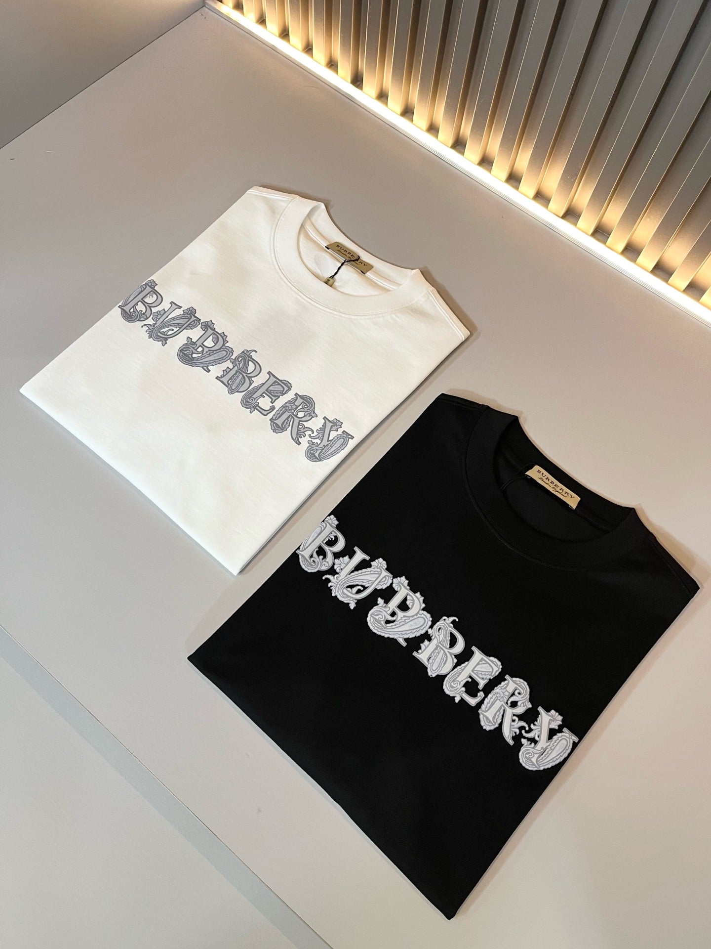 BURB* 2025ss graphic print t-shirt cotton