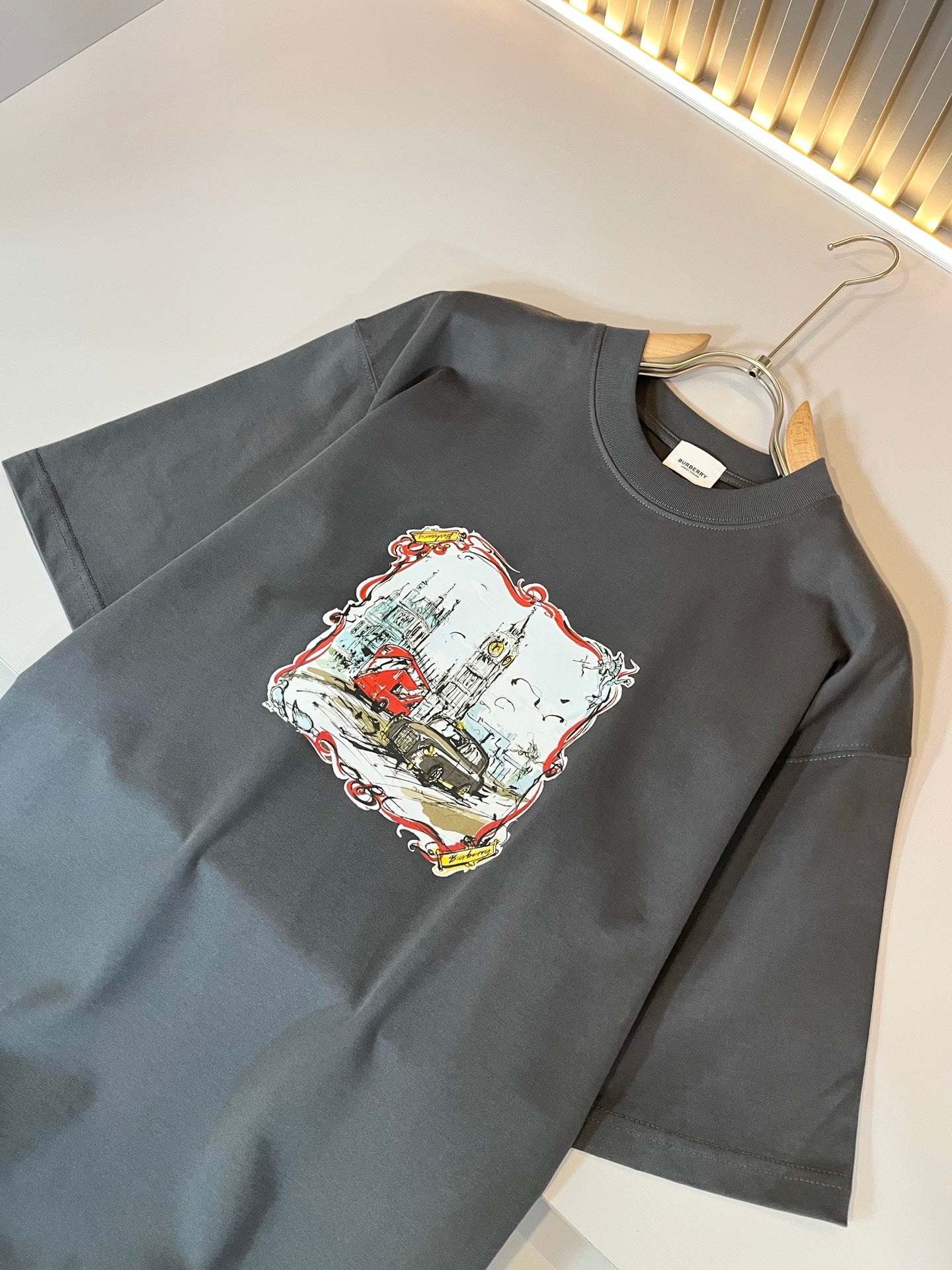 BURB* 2025ss new t-shirt graphic print design