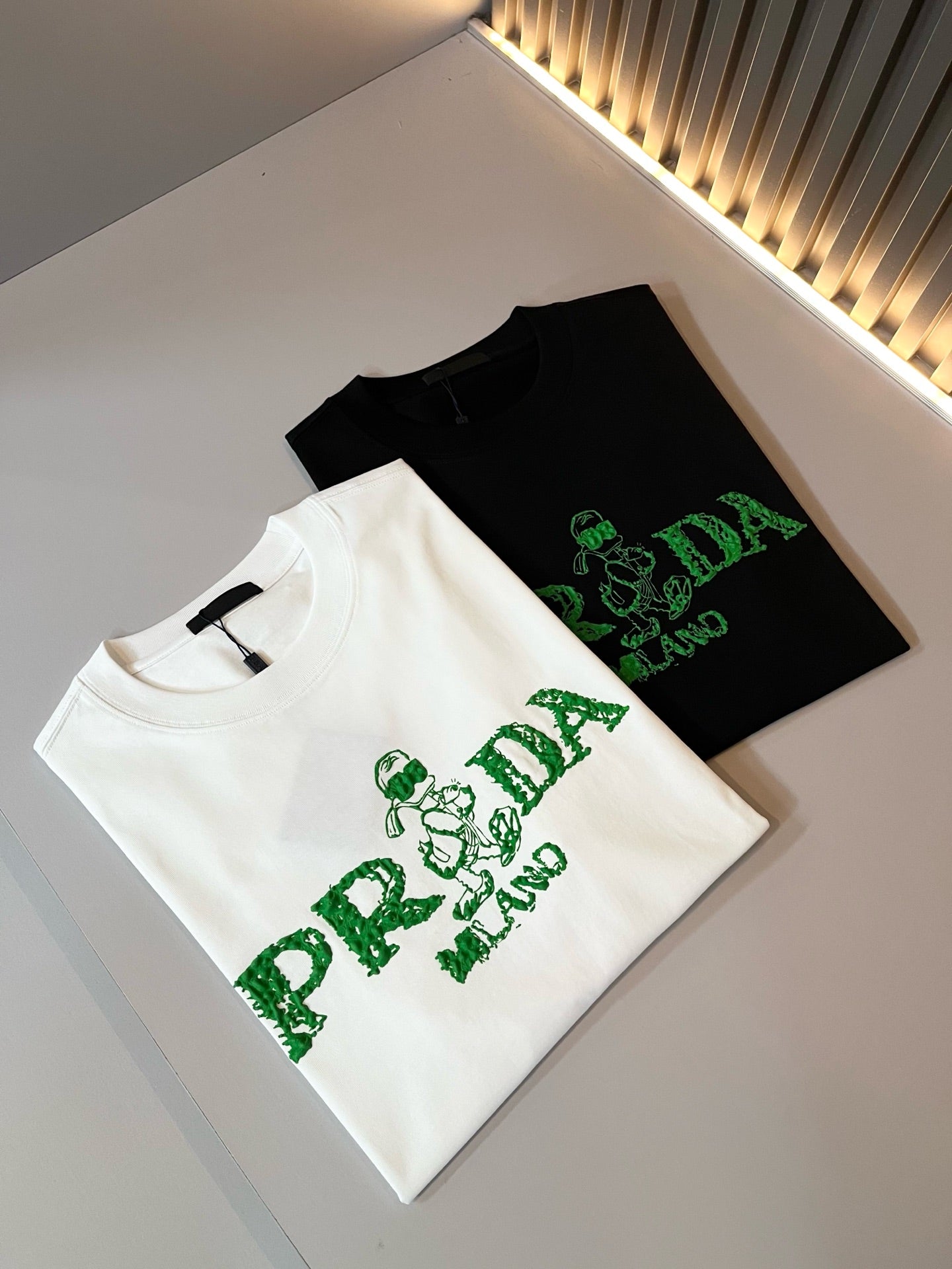 PRA* 2025ss new t-shirt cotton embroidery pattern