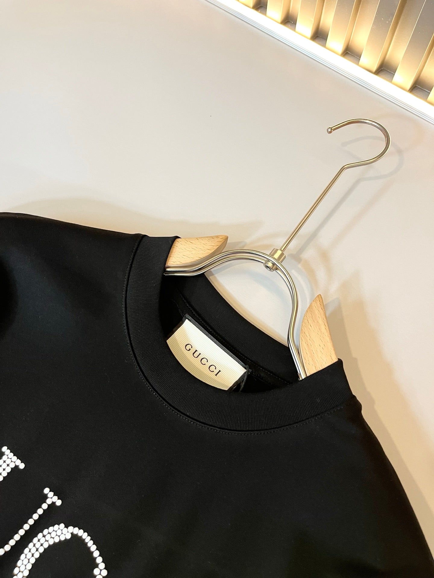 GUC* 2025ss new cotton t-shirt embossed logo
