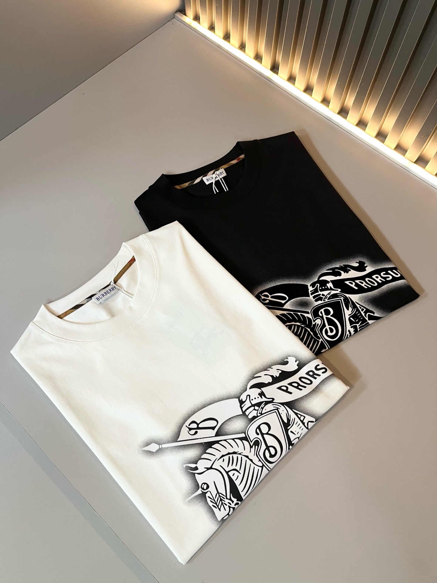 BRUB* 2025ss new t-shirt velvet pattern