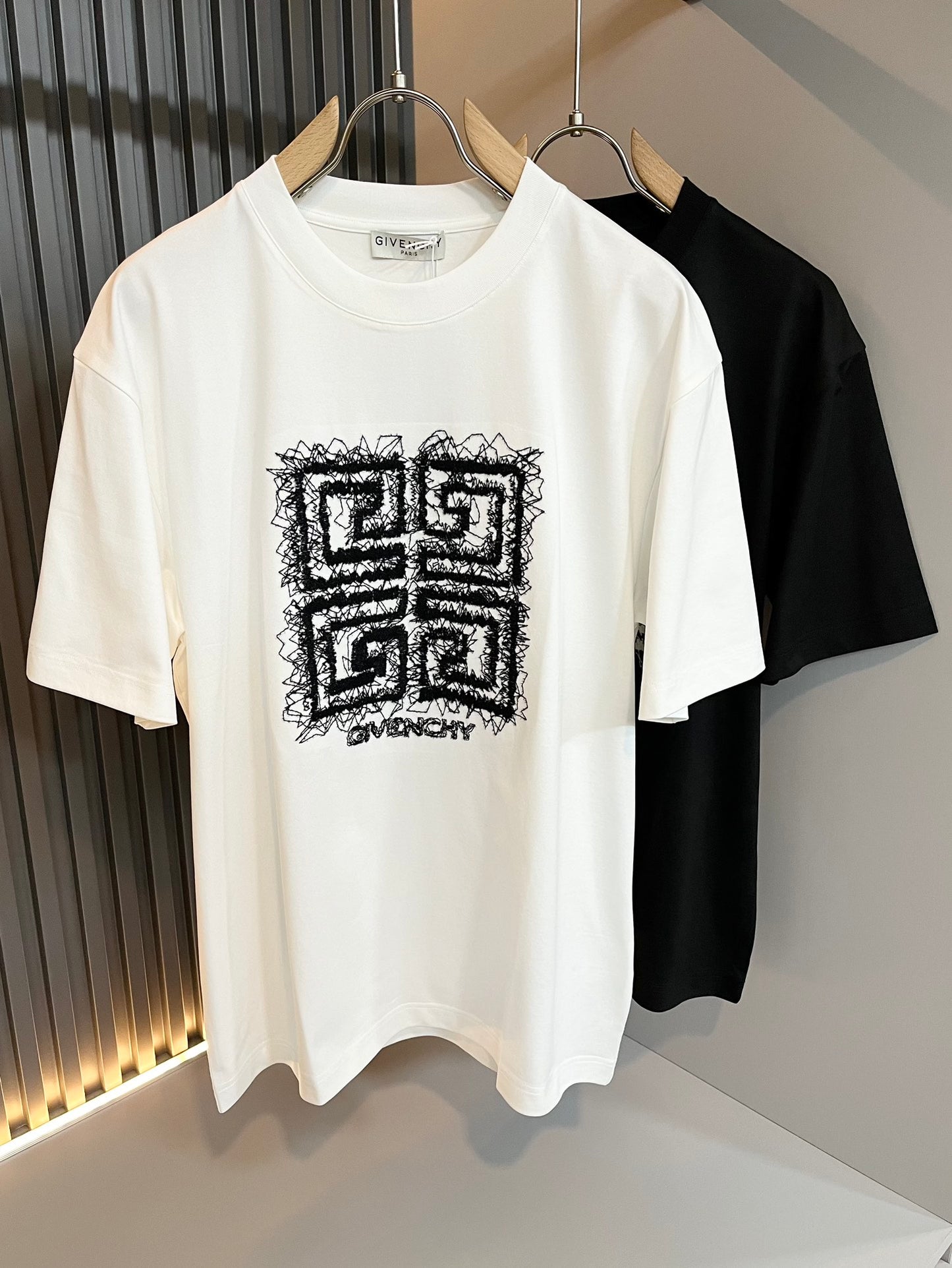 GIV* 2025ss new t-shirt cotton