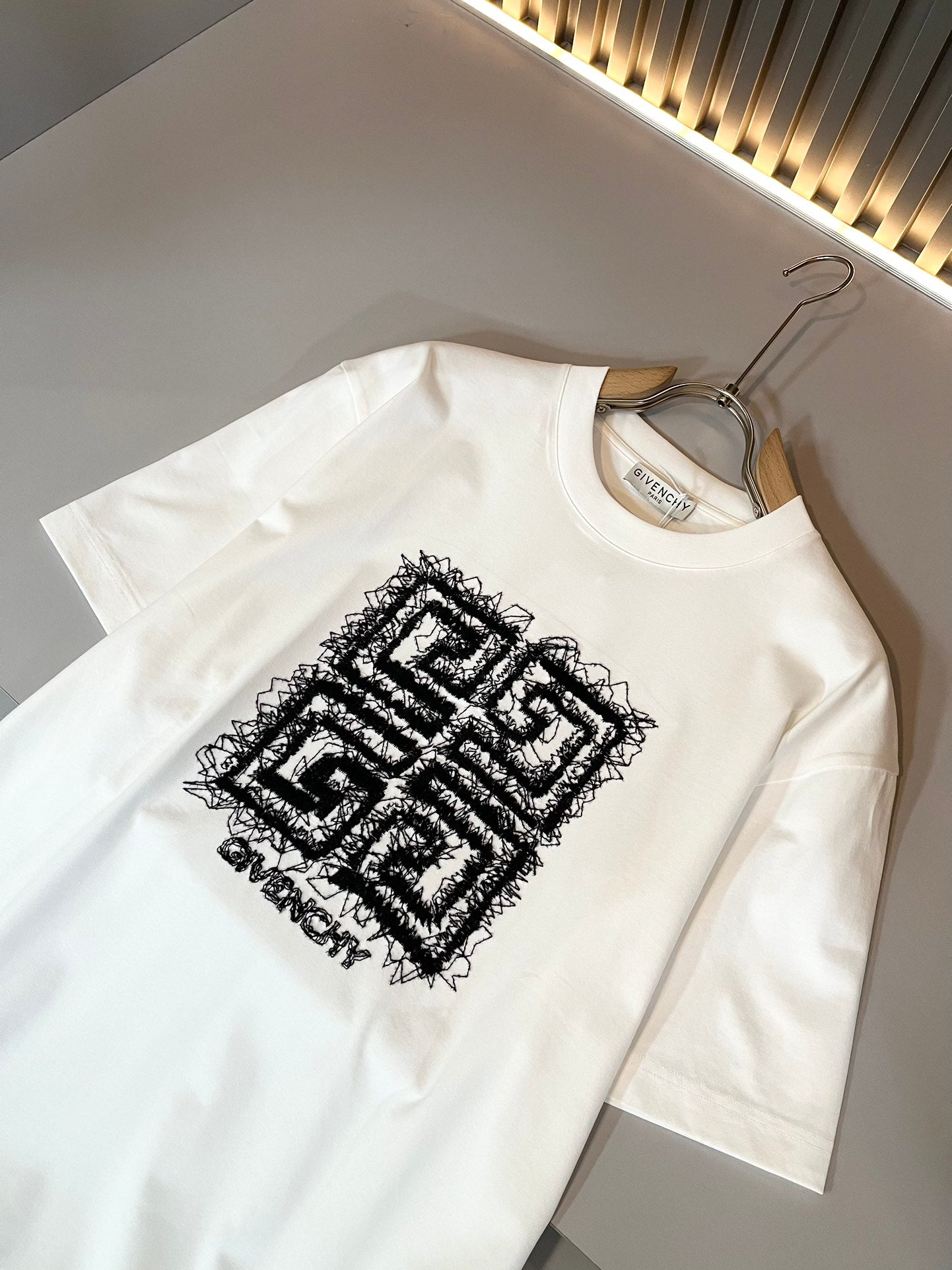 GIV* 2025ss new t-shirt cotton