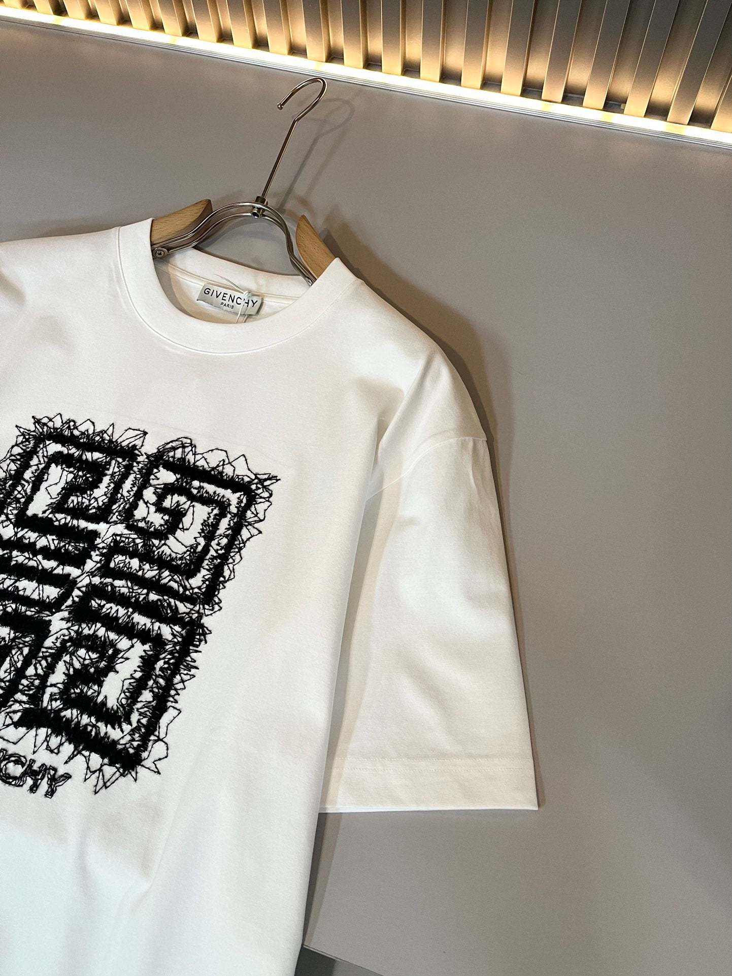 GIV* 2025ss new t-shirt cotton