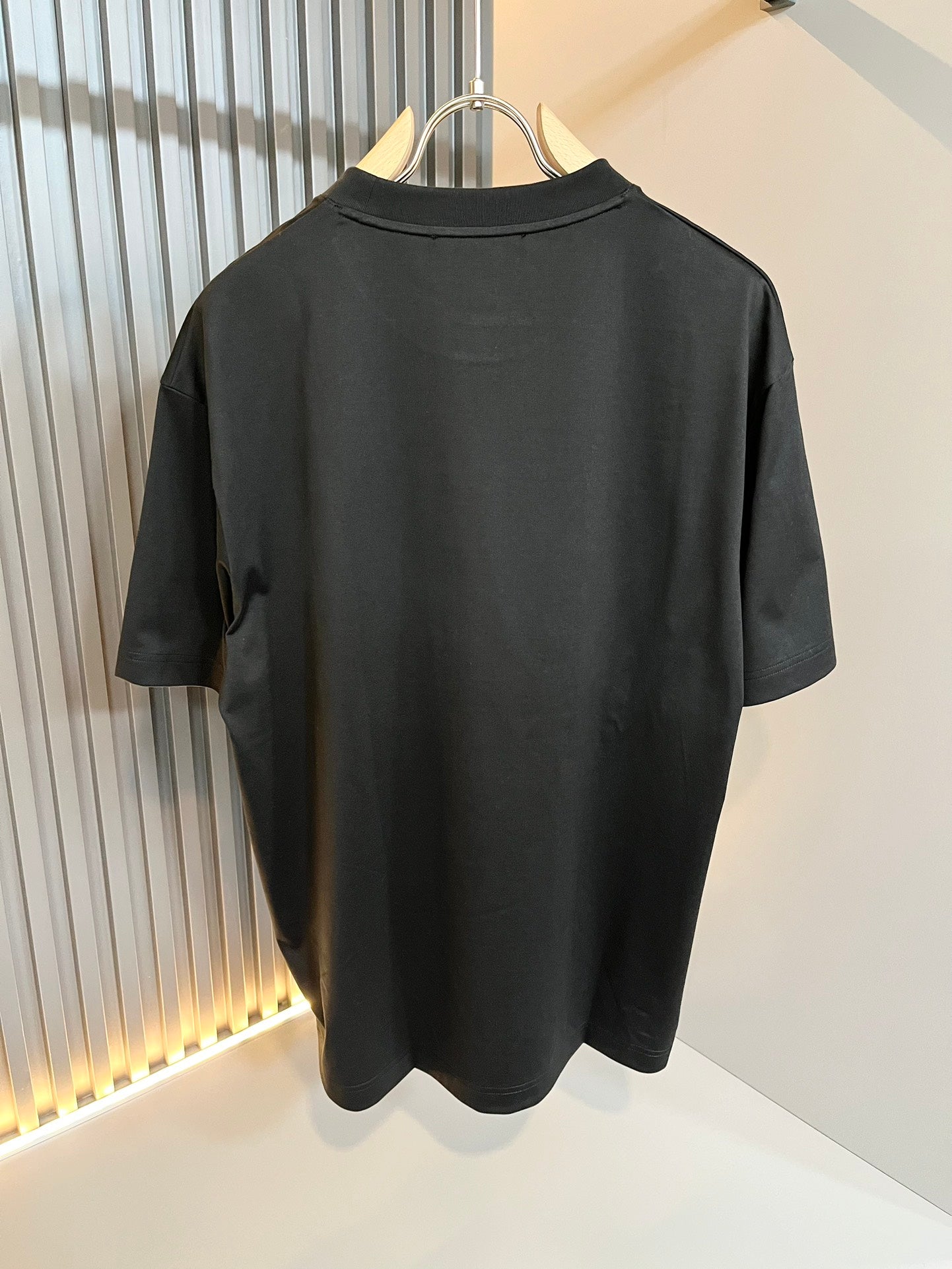 GUC* new cotton t-shirt embossed logo