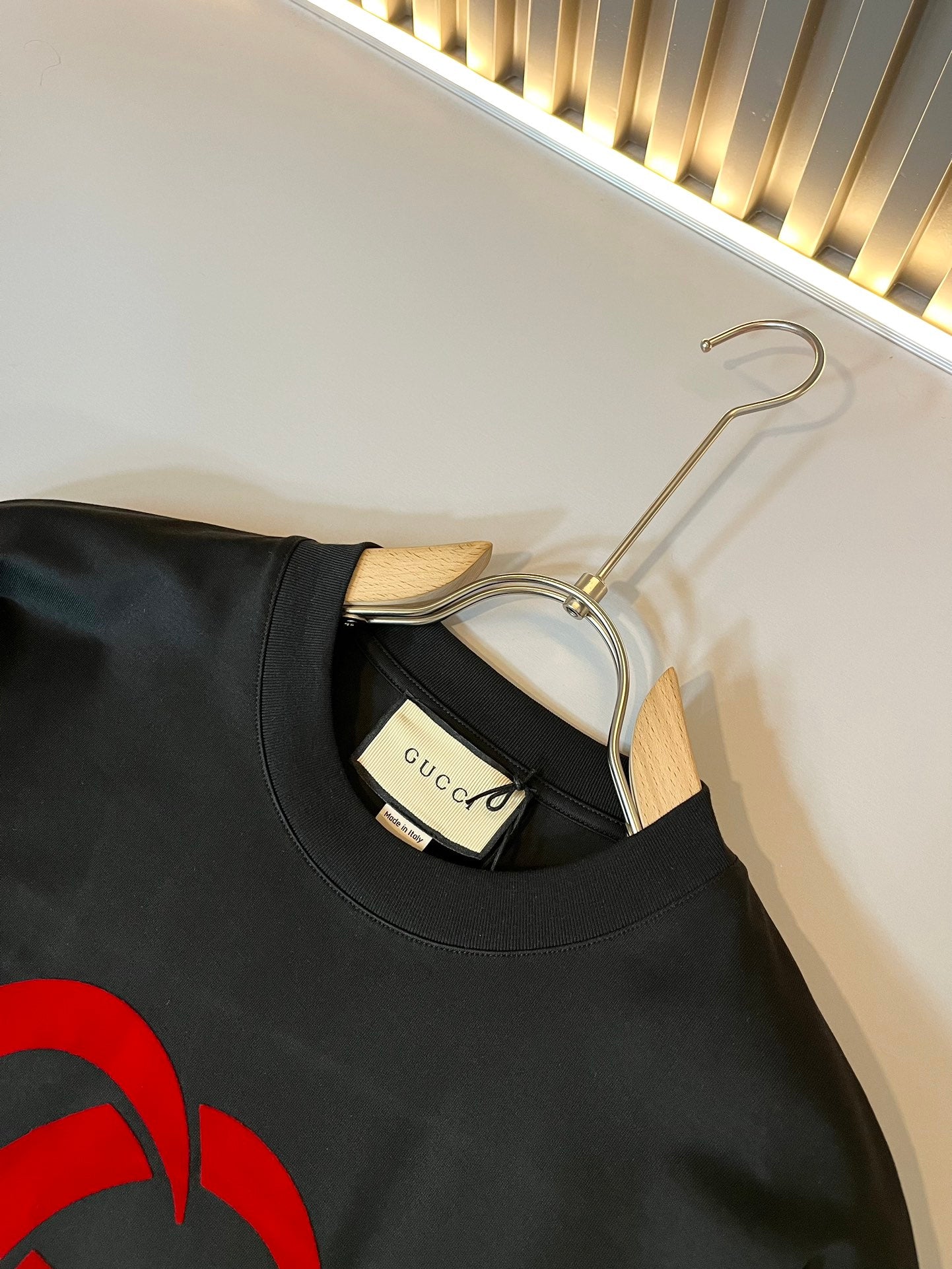 GUC* new cotton t-shirt embossed logo