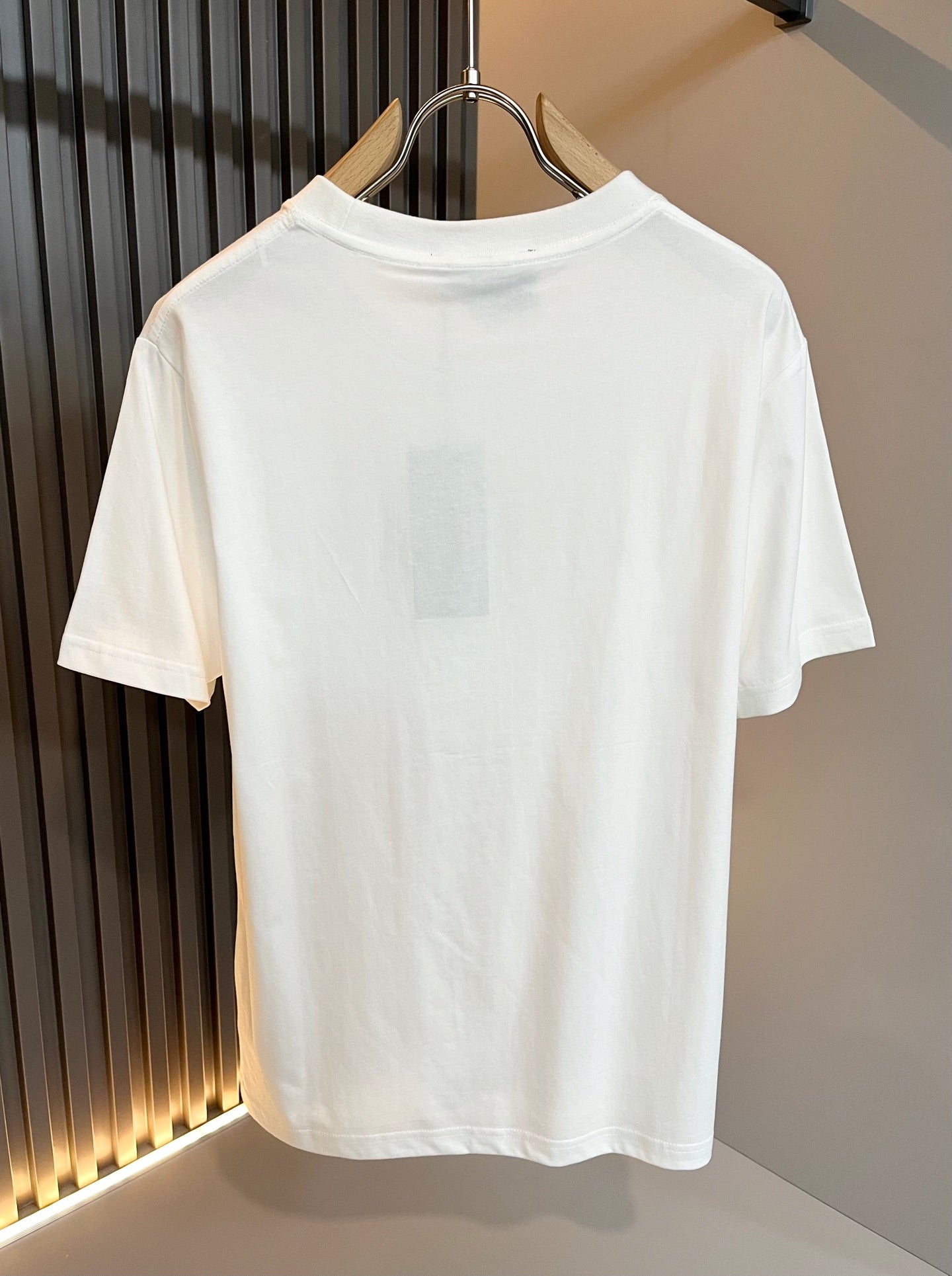 GUC* new cotton t-shirt embossed logo
