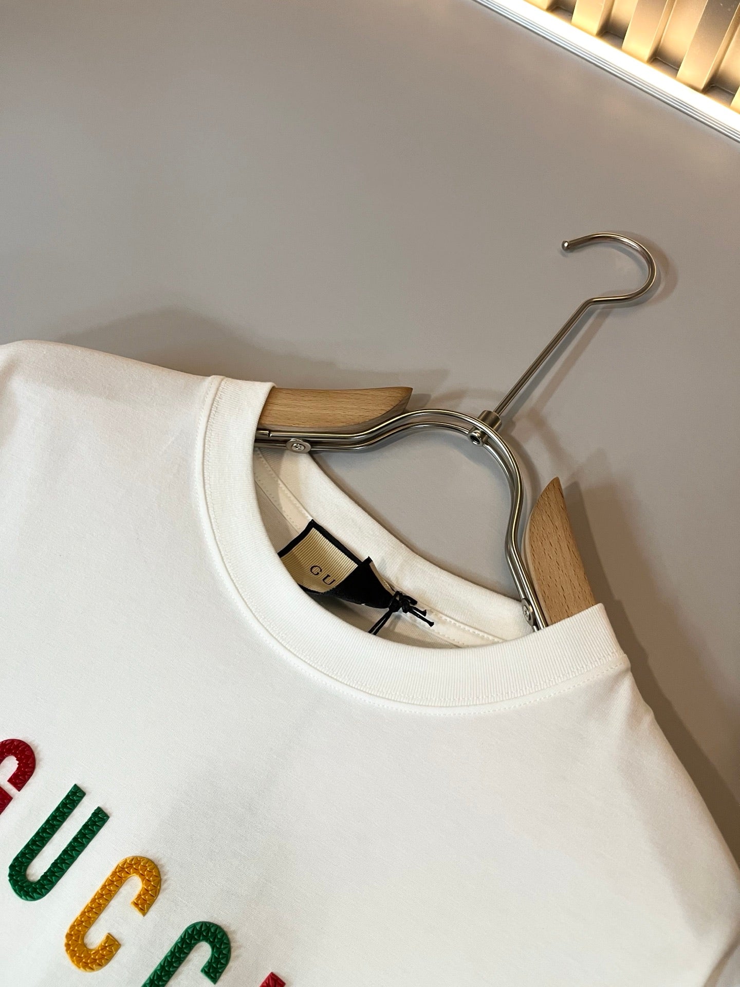 GUC* new cotton t-shirt embossed logo
