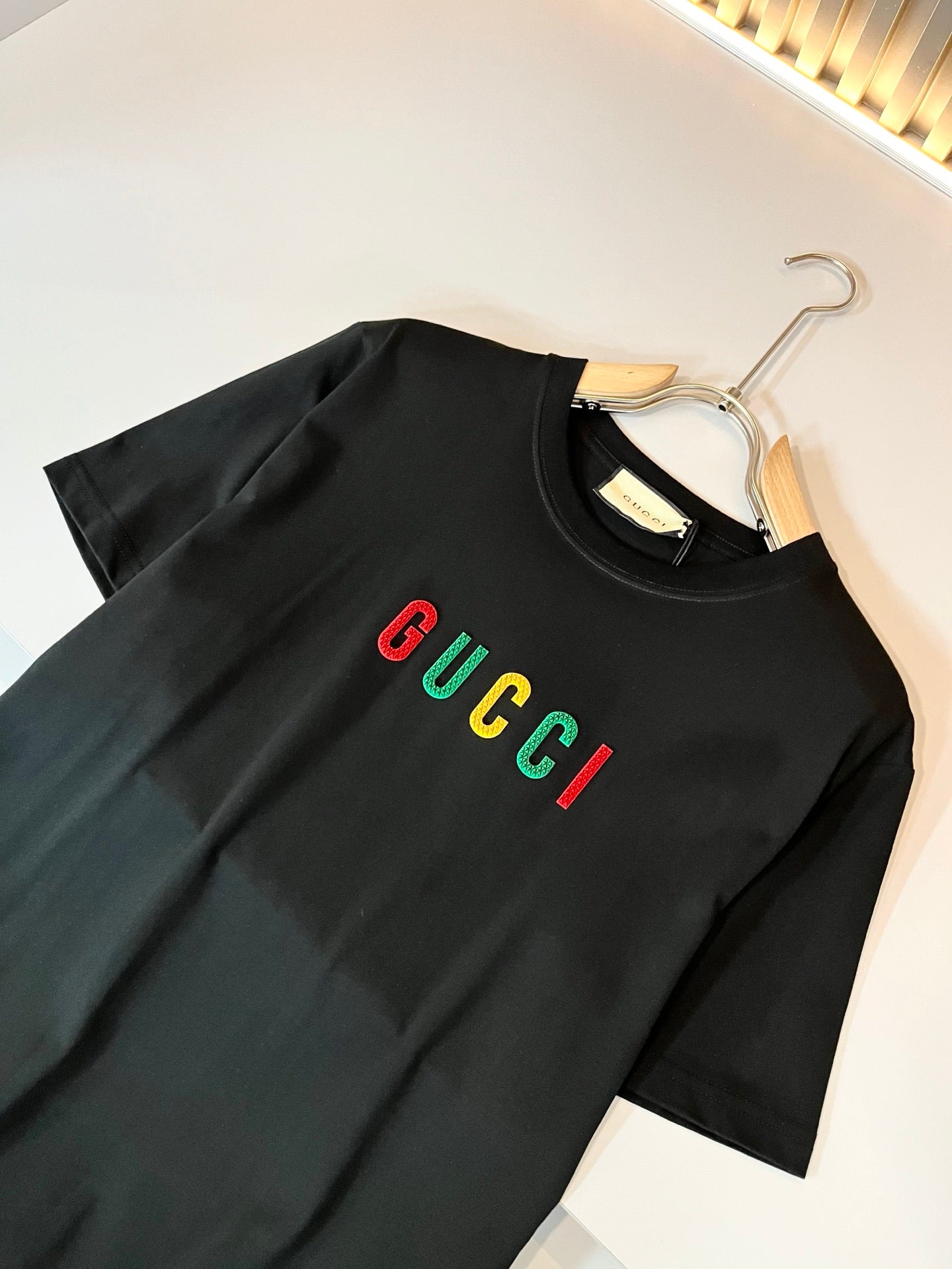 GUC* new cotton t-shirt embossed logo