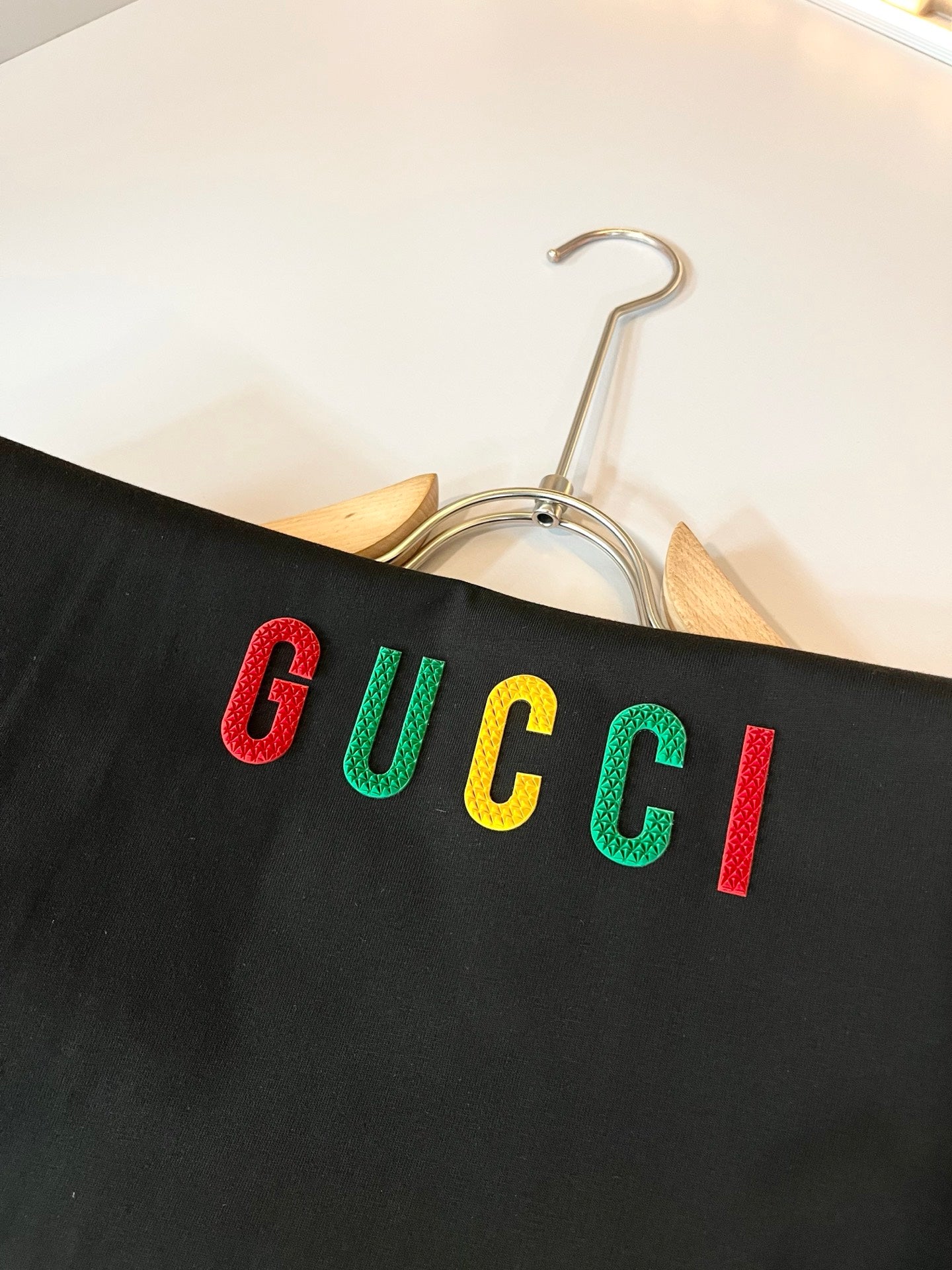 GUC* new cotton t-shirt embossed logo