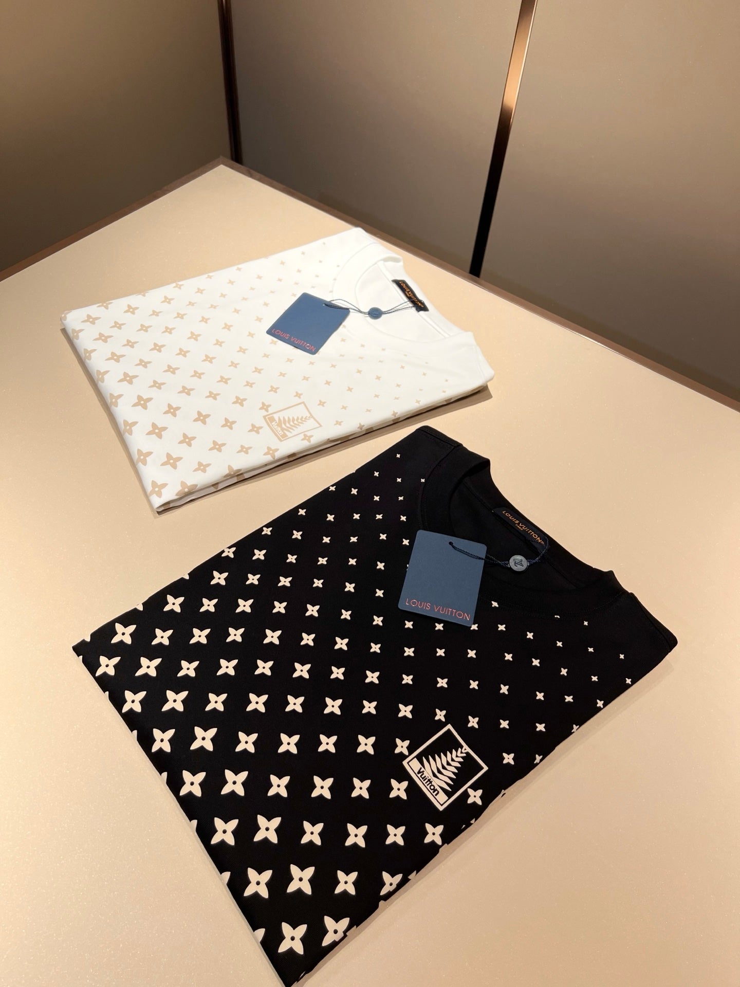 LOUI*V 2025ss new fashion printed t-hirt