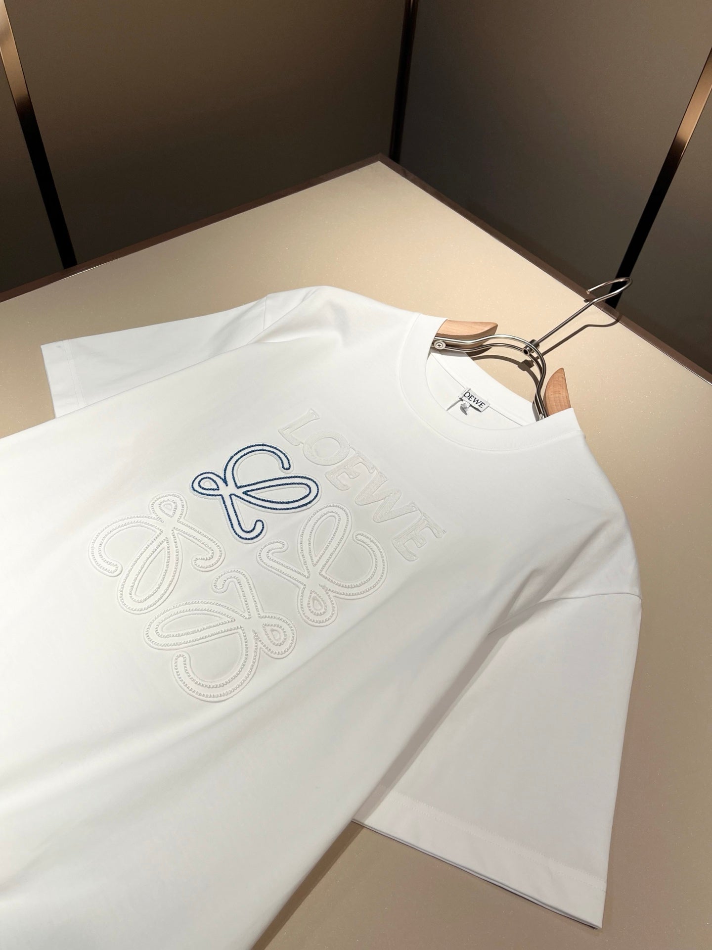LOE*W 2025ss new embroidered logo -shirt