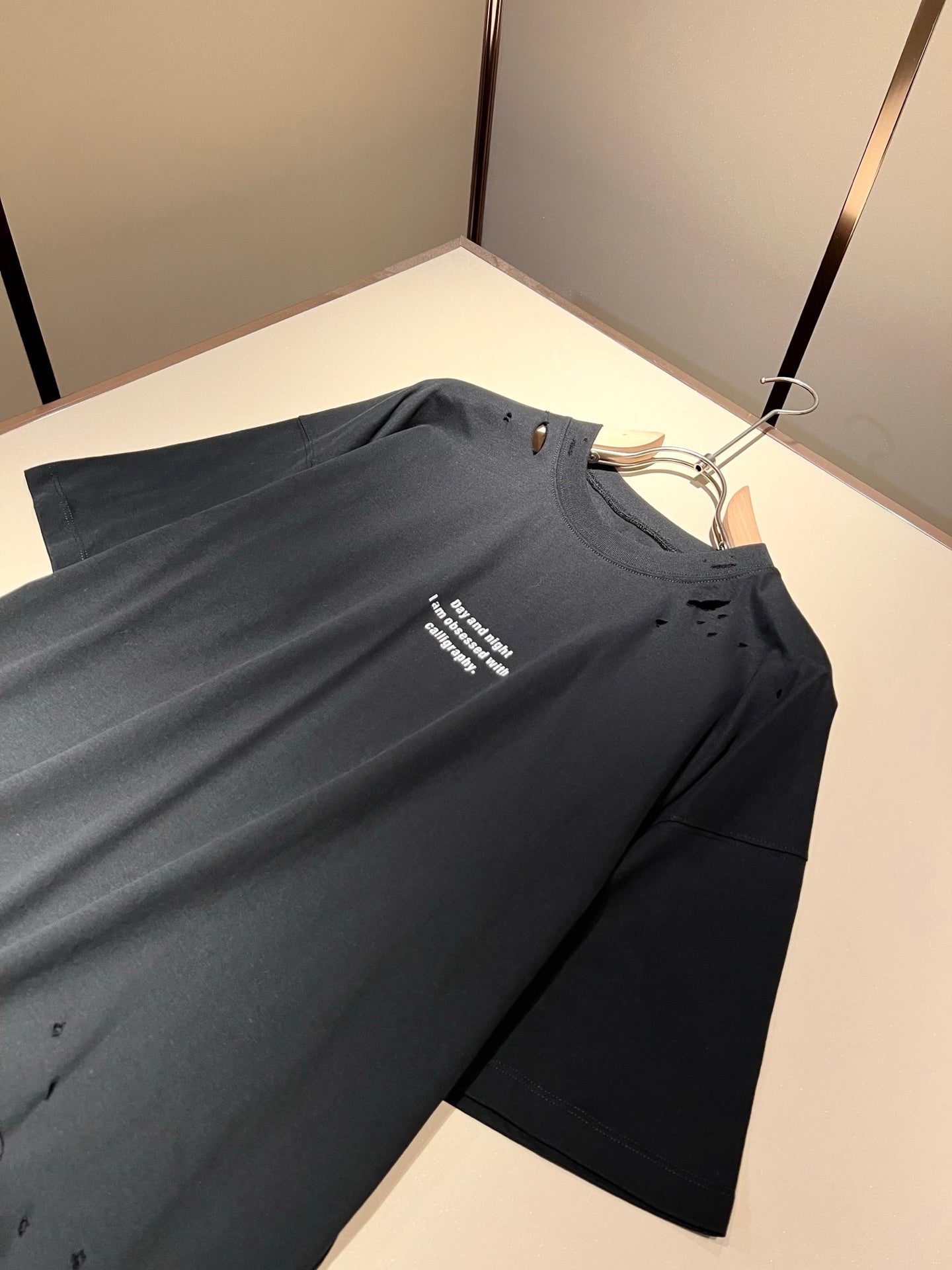 DIO* 2025ss new ripped casual t-shirt