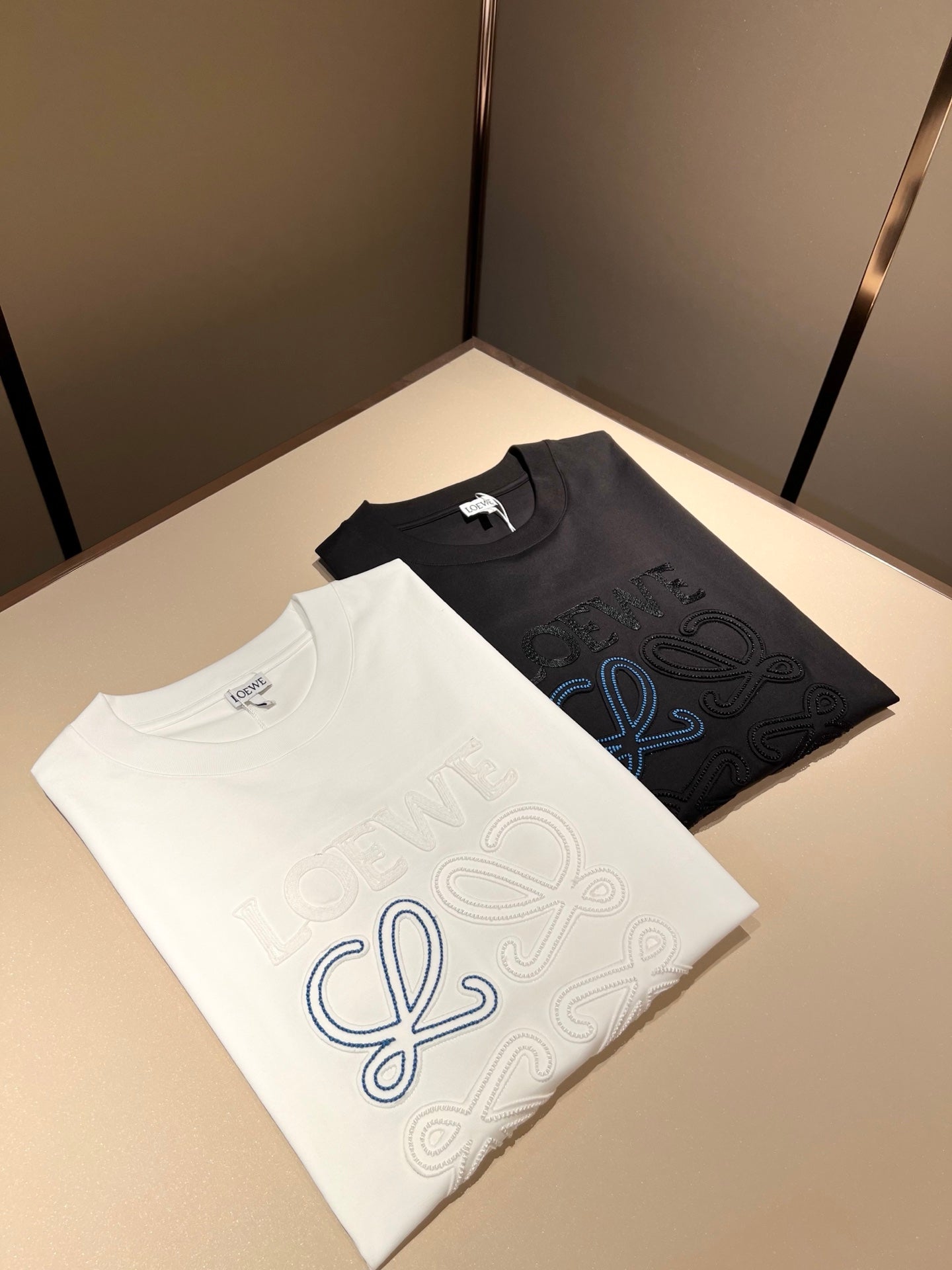LOE*W 2025ss new embroidered logo -shirt