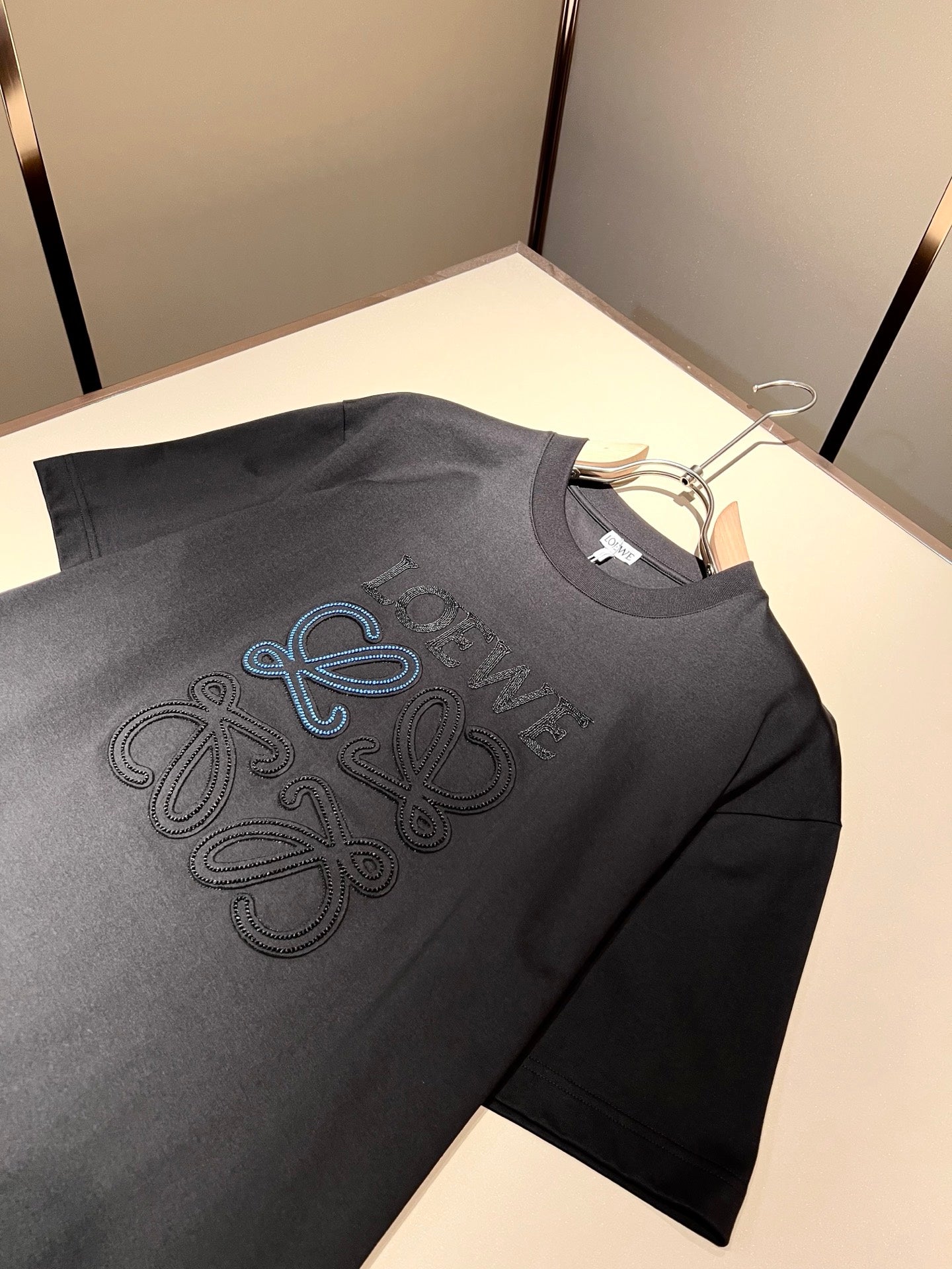 LOE*W 2025ss new embroidered logo -shirt