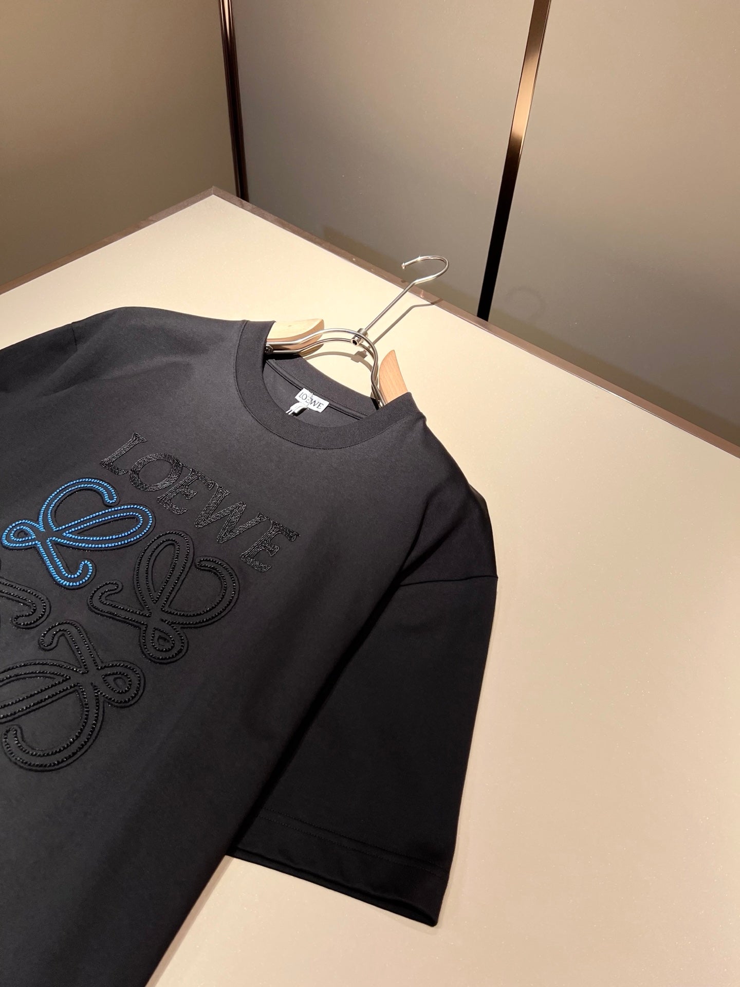 LOE*W 2025ss new embroidered logo -shirt