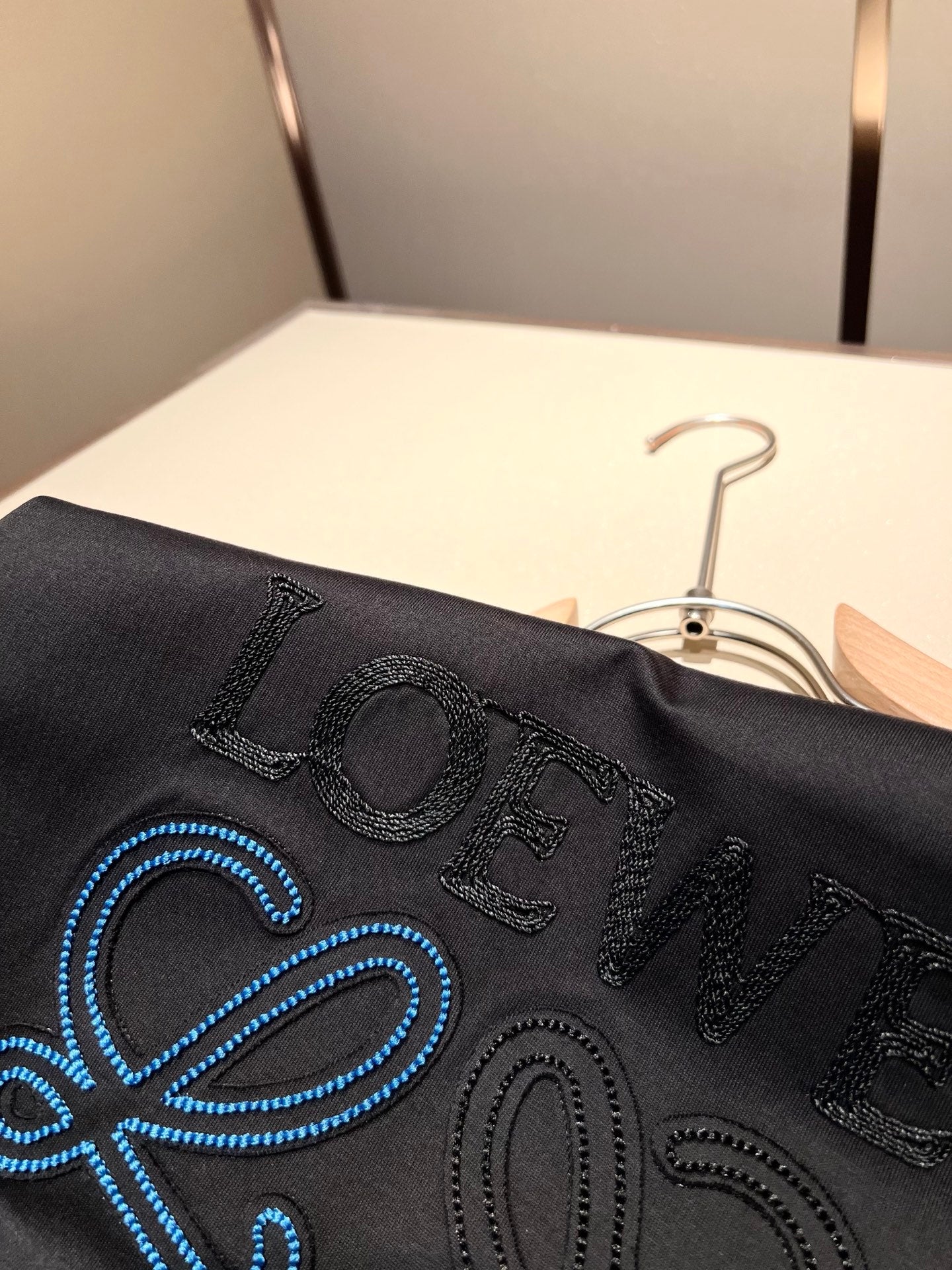 LOE*W 2025ss new embroidered logo -shirt