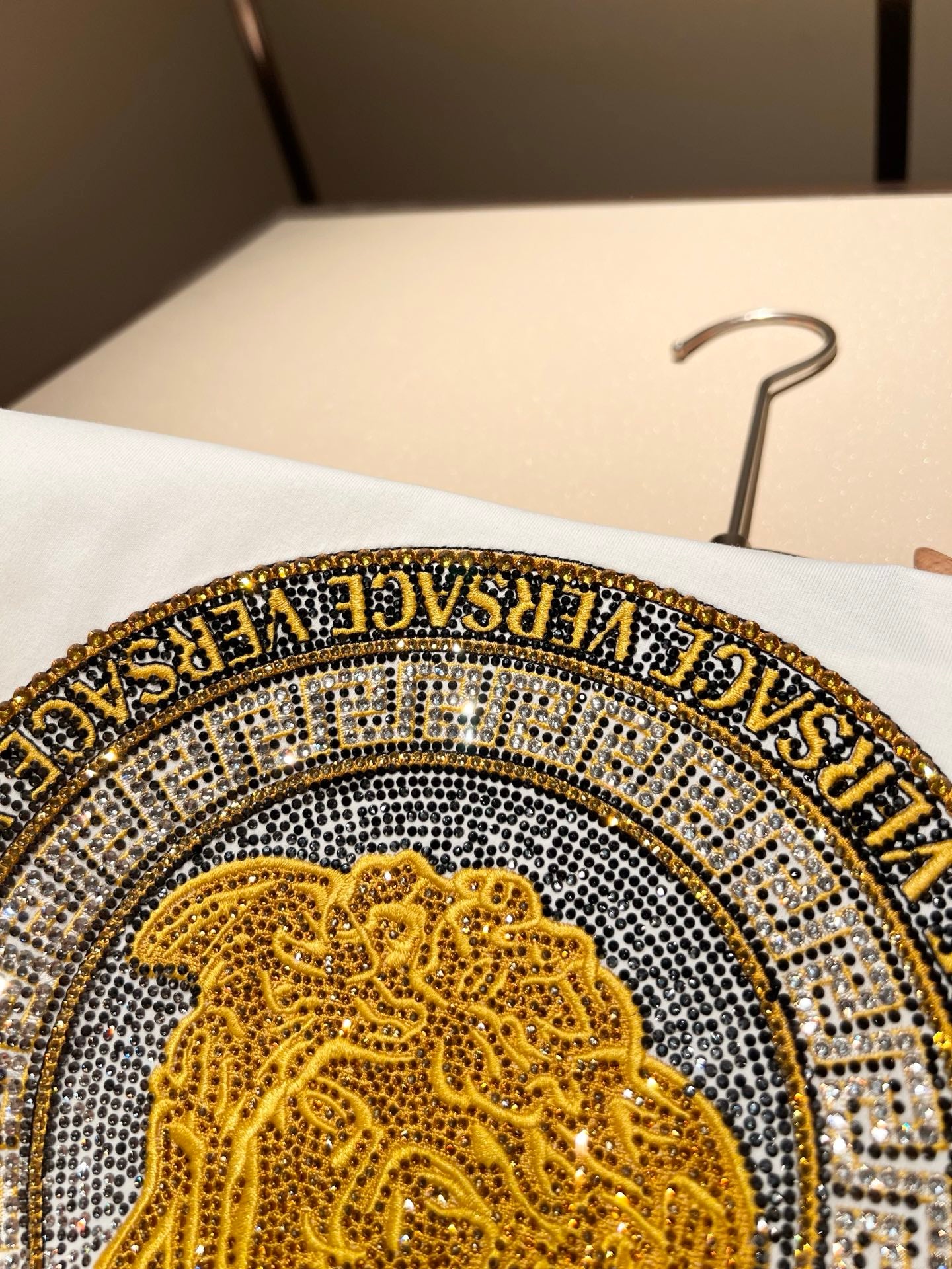 VERSA* 2025ss new crystal medusa t-shirt