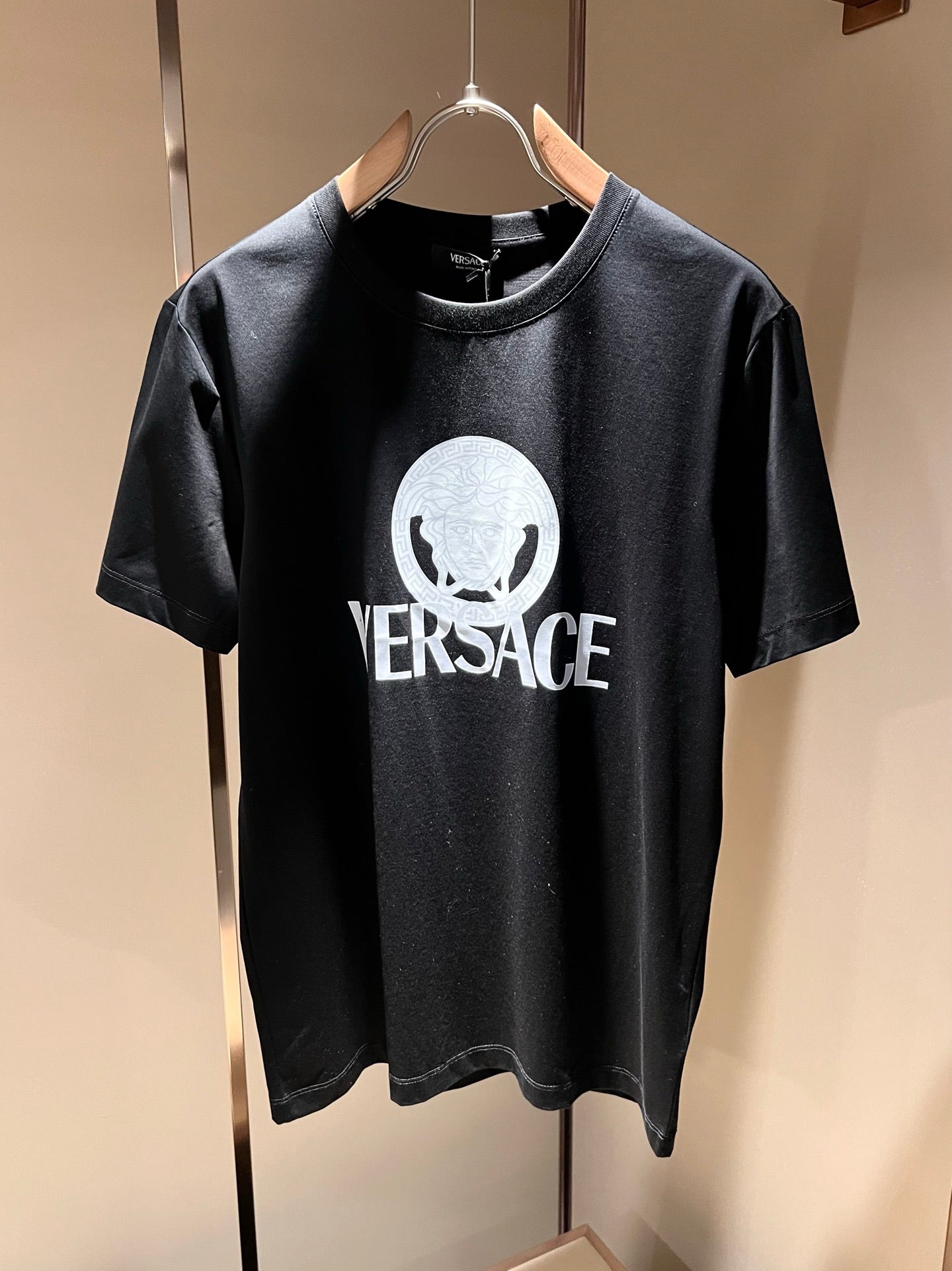 VERSA* painted medusa t-shirt