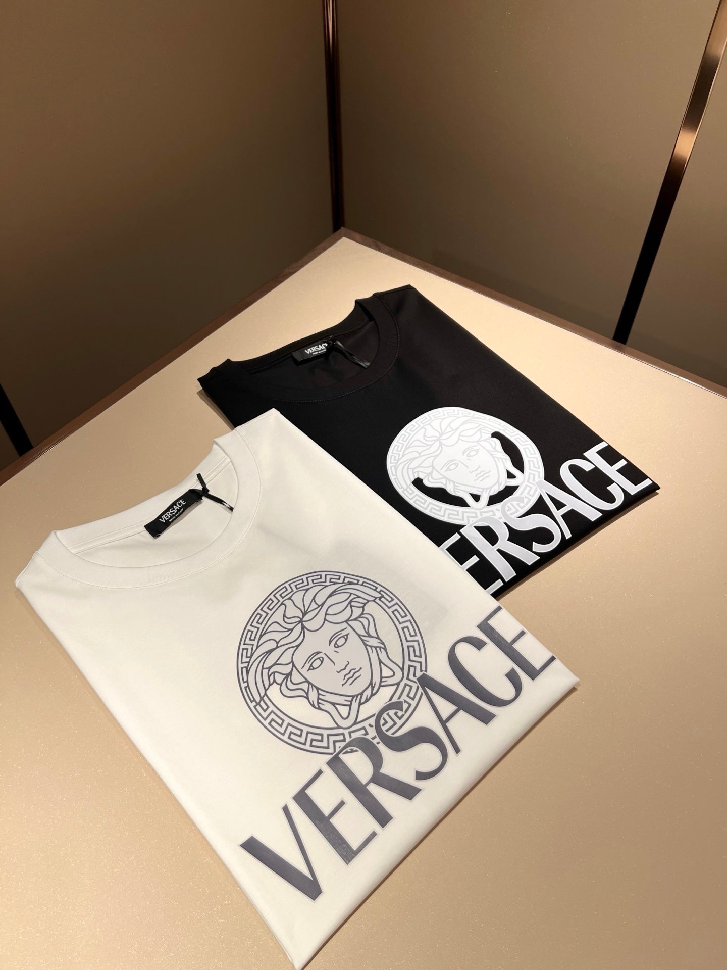 VERSA* painted medusa t-shirt