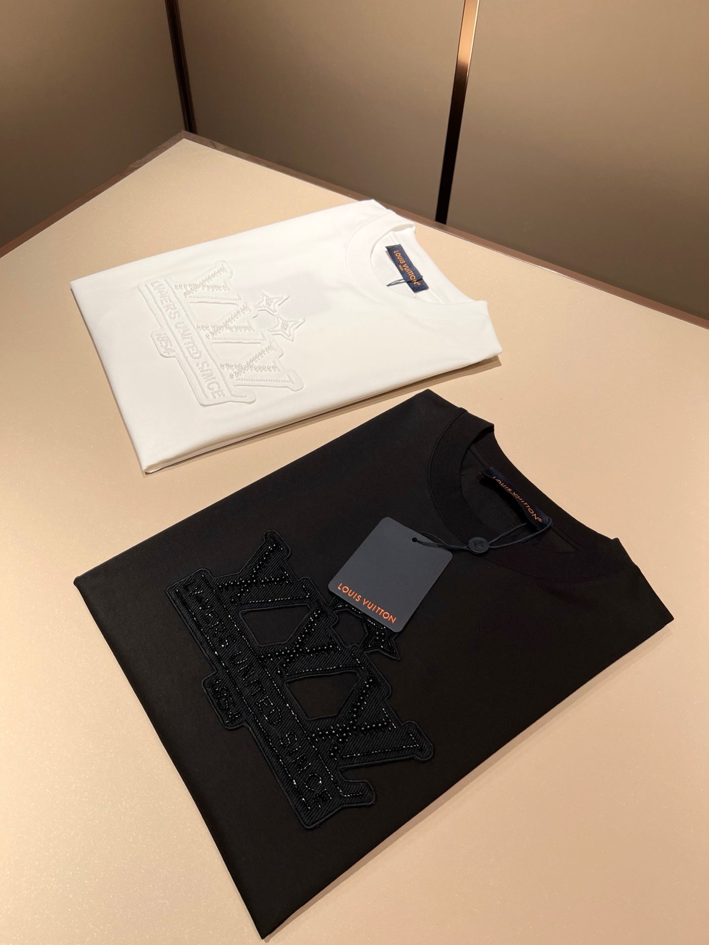 LOUI*V 2025ss embroidered logo cotton t-shirt