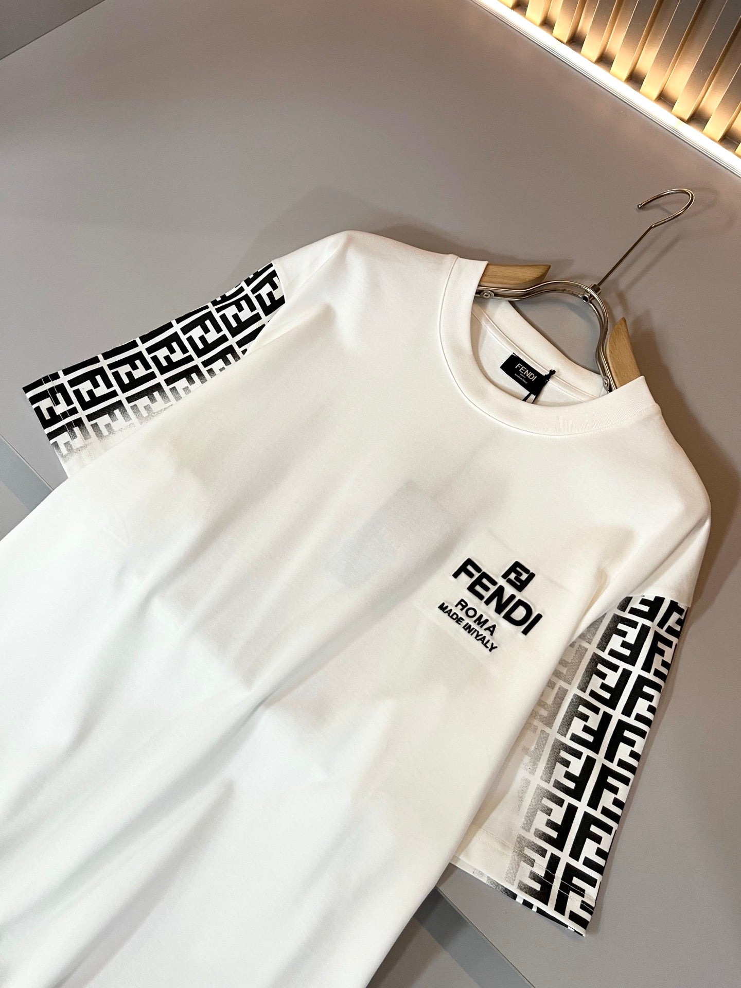 FEND1 embroidered logo cotton t-shirt