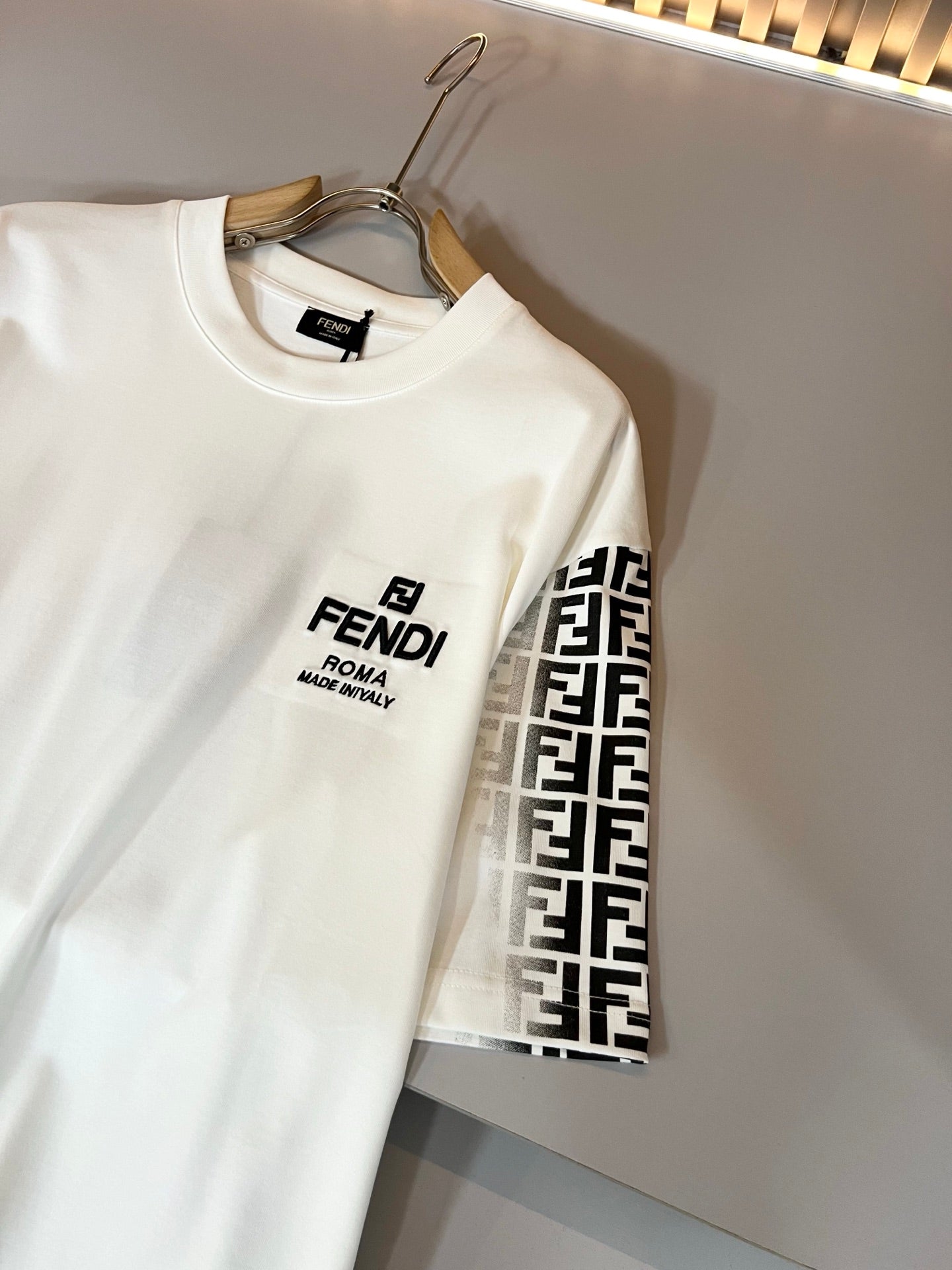 FEND1 embroidered logo cotton t-shirt