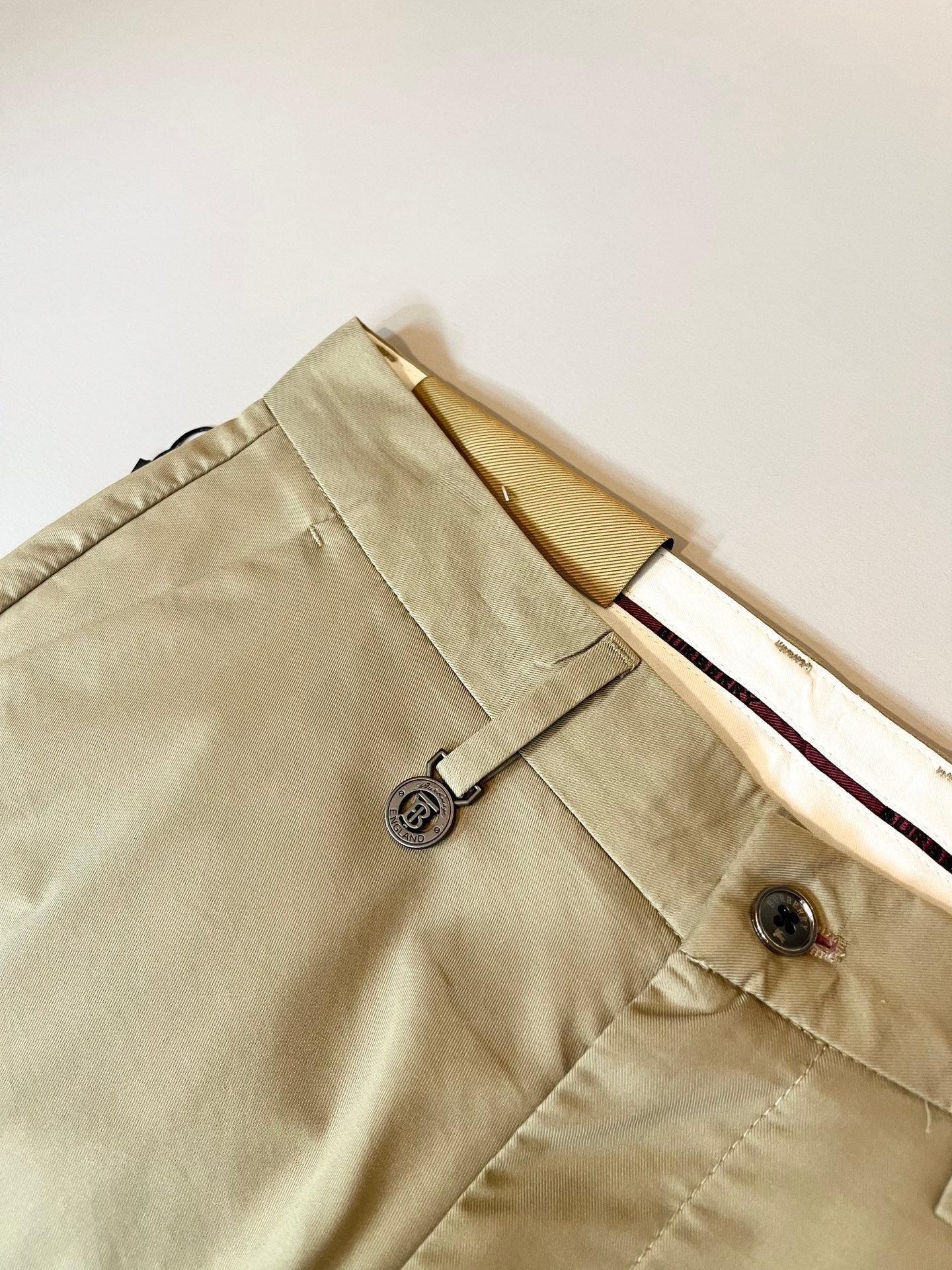 BURB* cotton blend casual trousers
