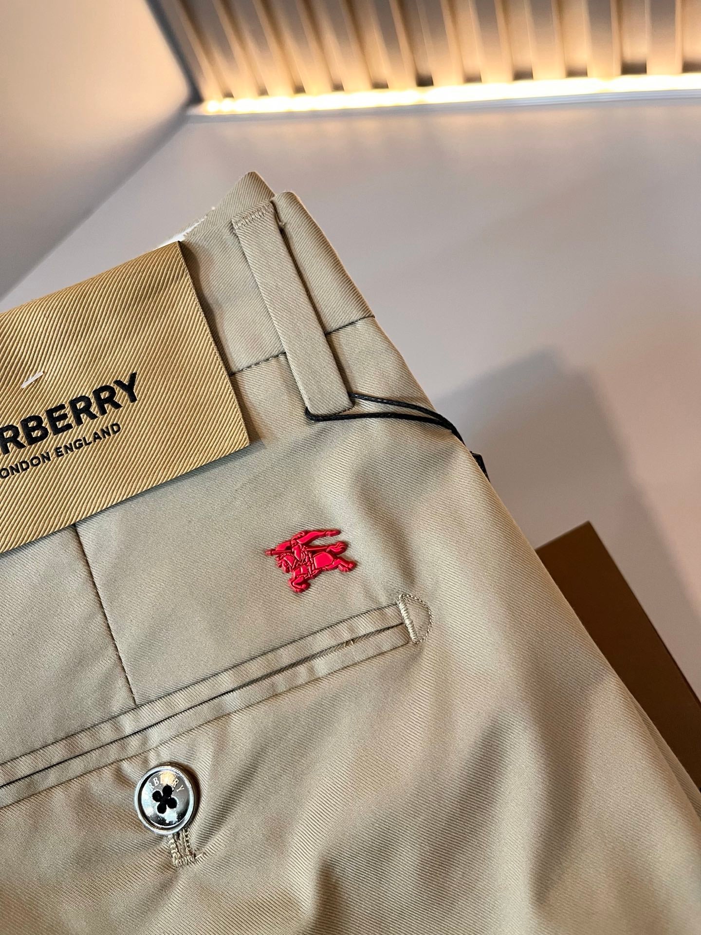 BURB* cotton blend casual trousers