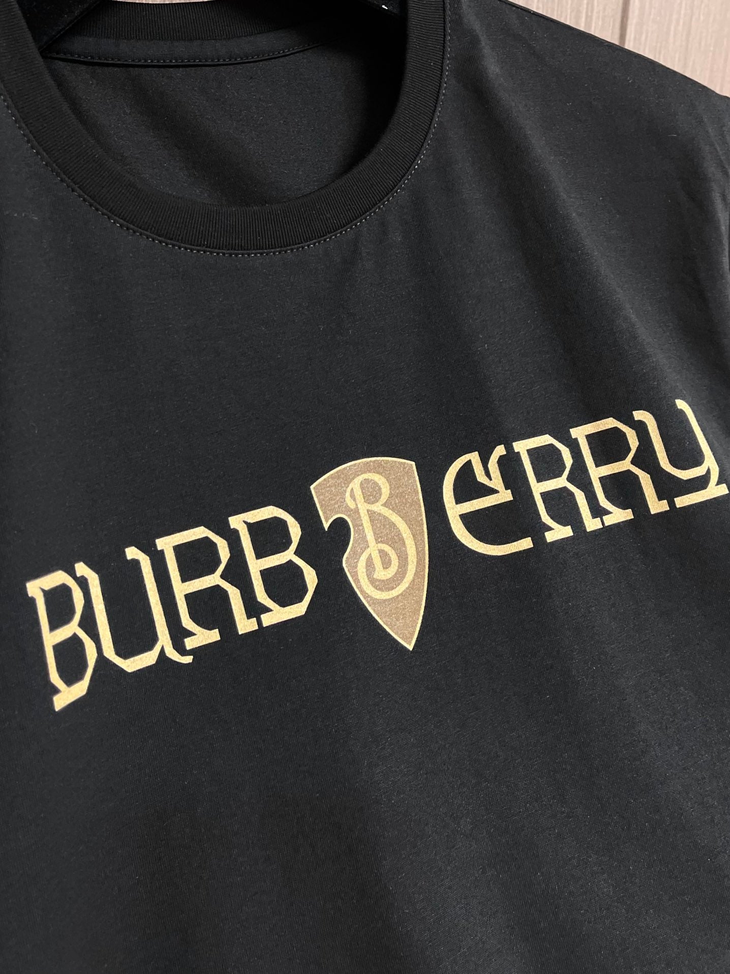 BURB* B shield cotton T-shirt