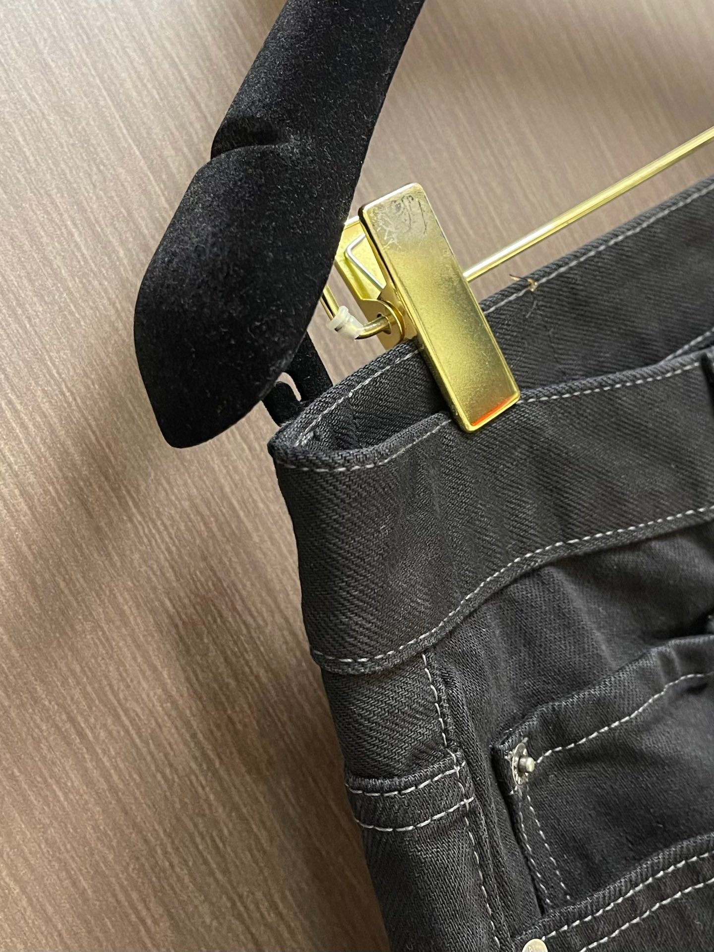 BALENC* Cut-Up Baggy Pants in black denim