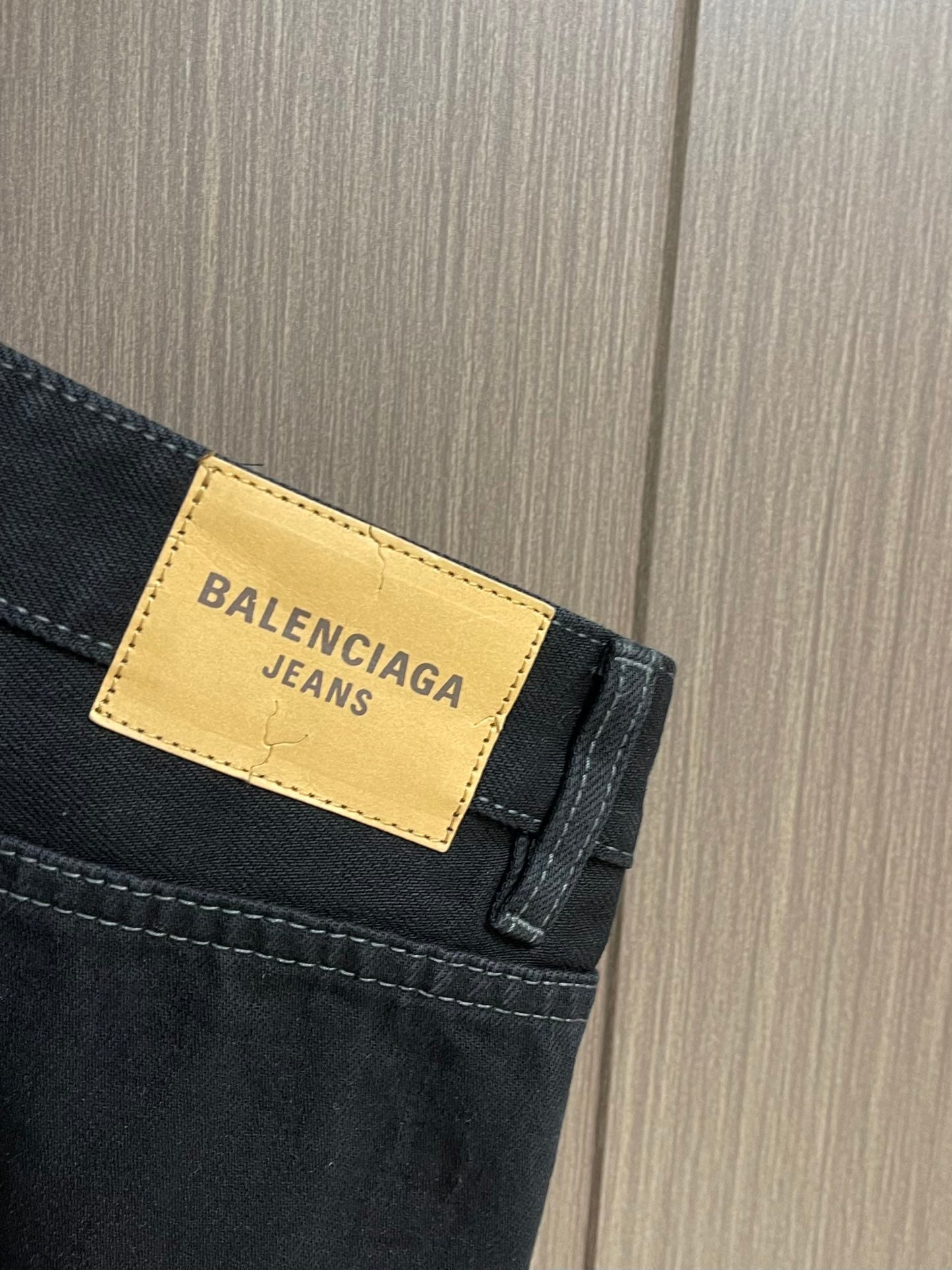 BALENC* Cut-Up Baggy Pants in black denim