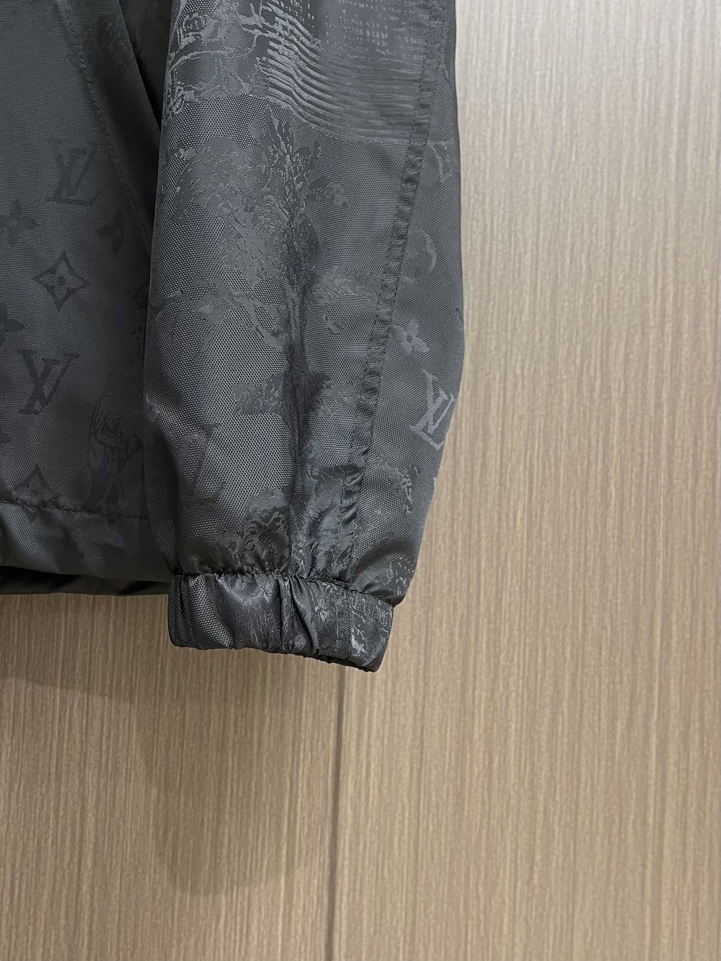 LOUI*V Nylon Windbreaker