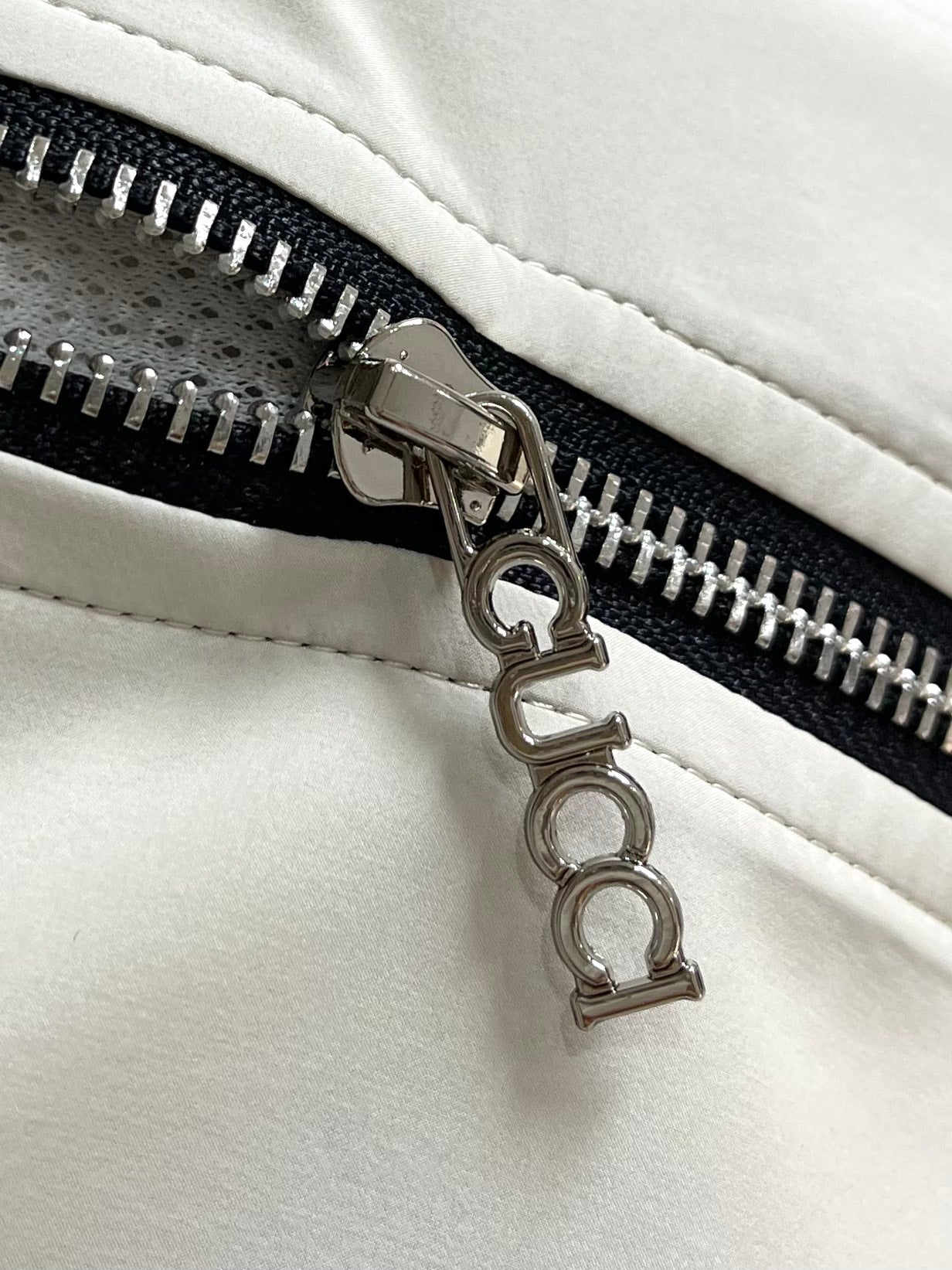 GUC* Webbing hooded jacket