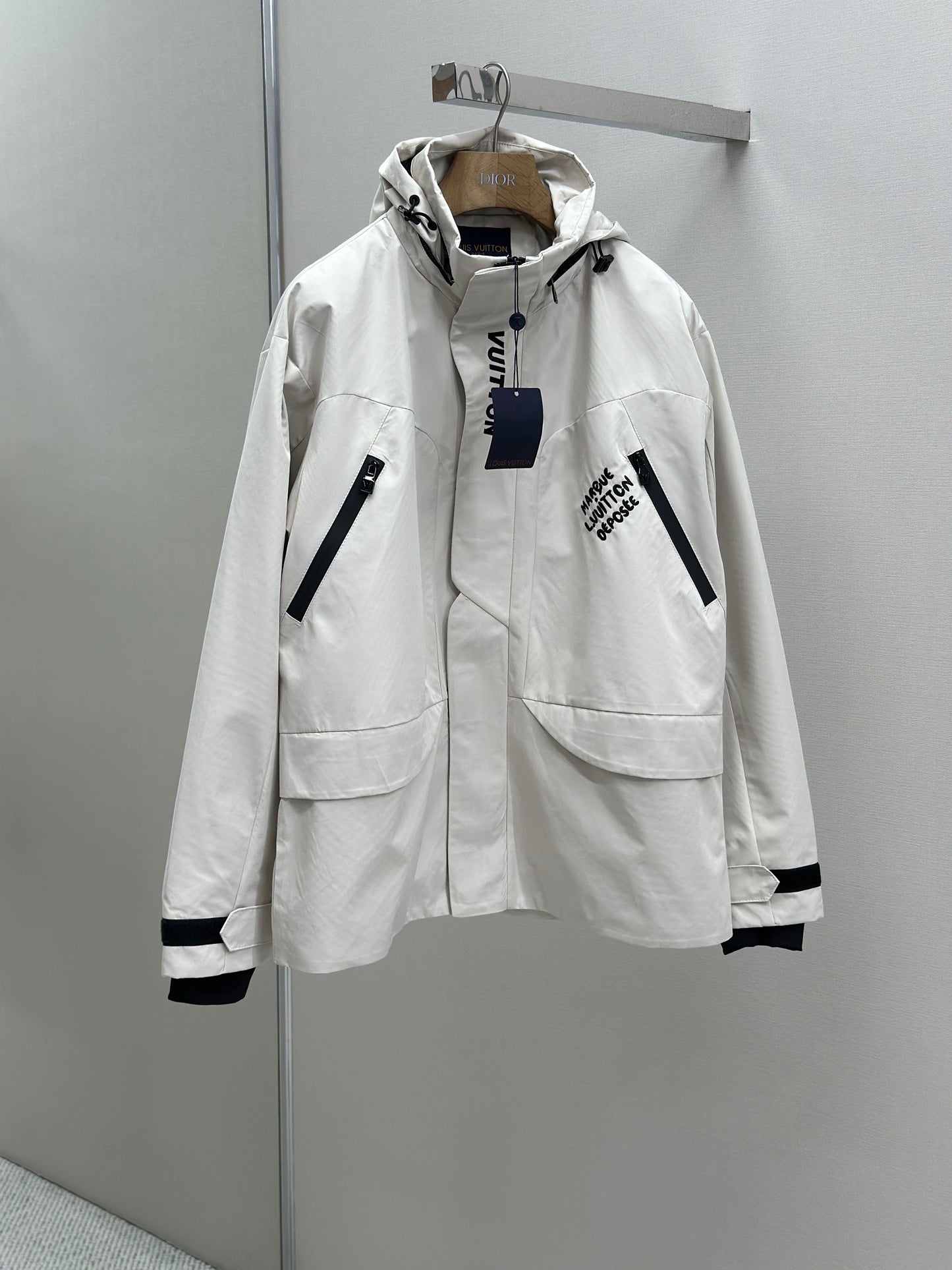 LOUI*V Technical Mid-Length Parka