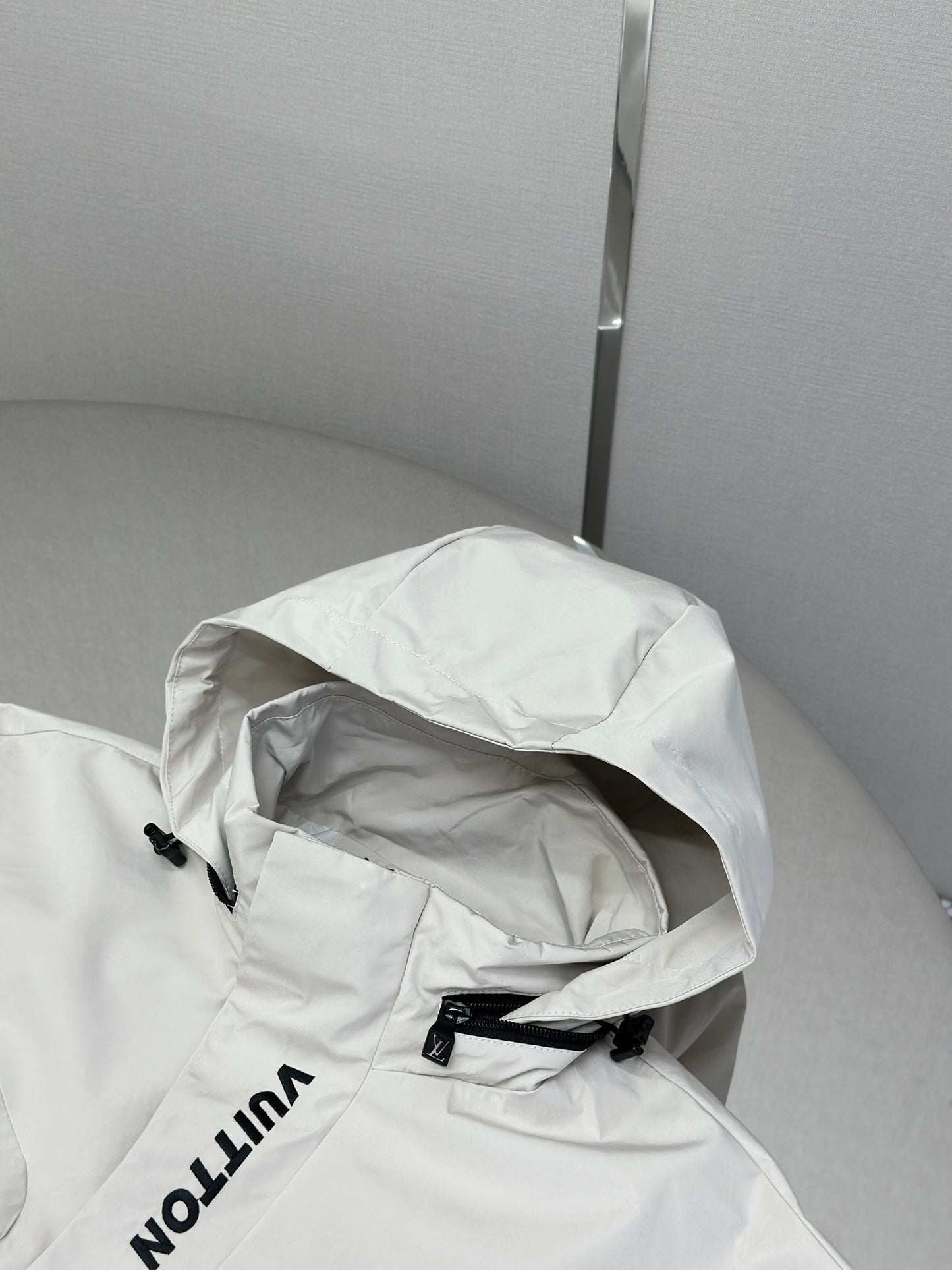 LOUI*V Technical Mid-Length Parka