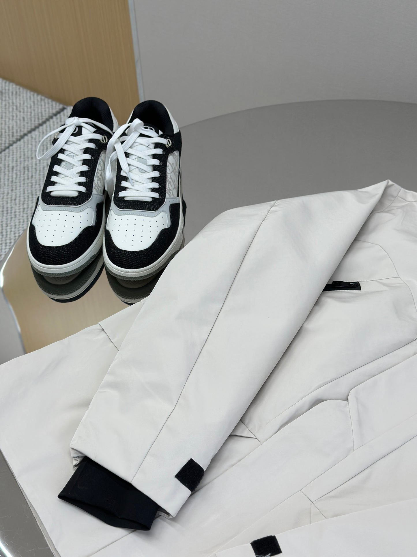 LOUI*V Technical Mid-Length Parka