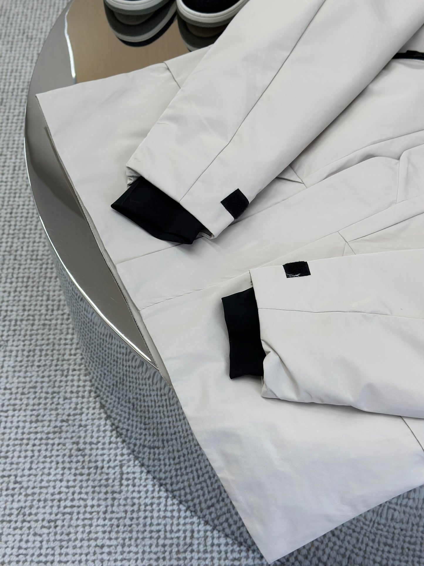 LOUI*V Technical Mid-Length Parka
