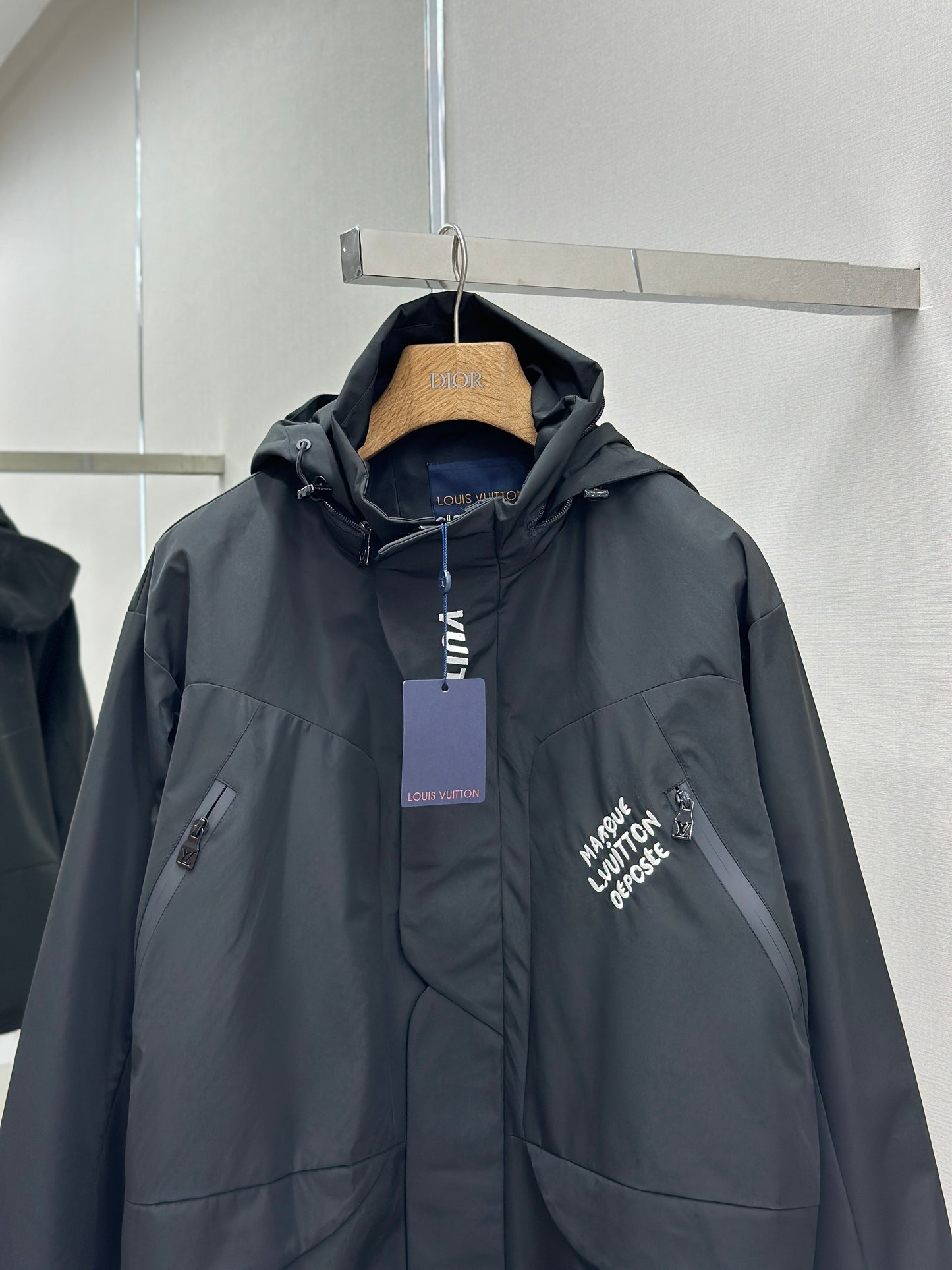 LOUI*V Technical Mid-Length Parka
