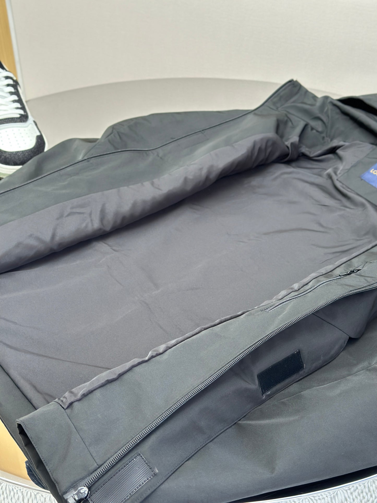 LOUI*V Technical Mid-Length Parka