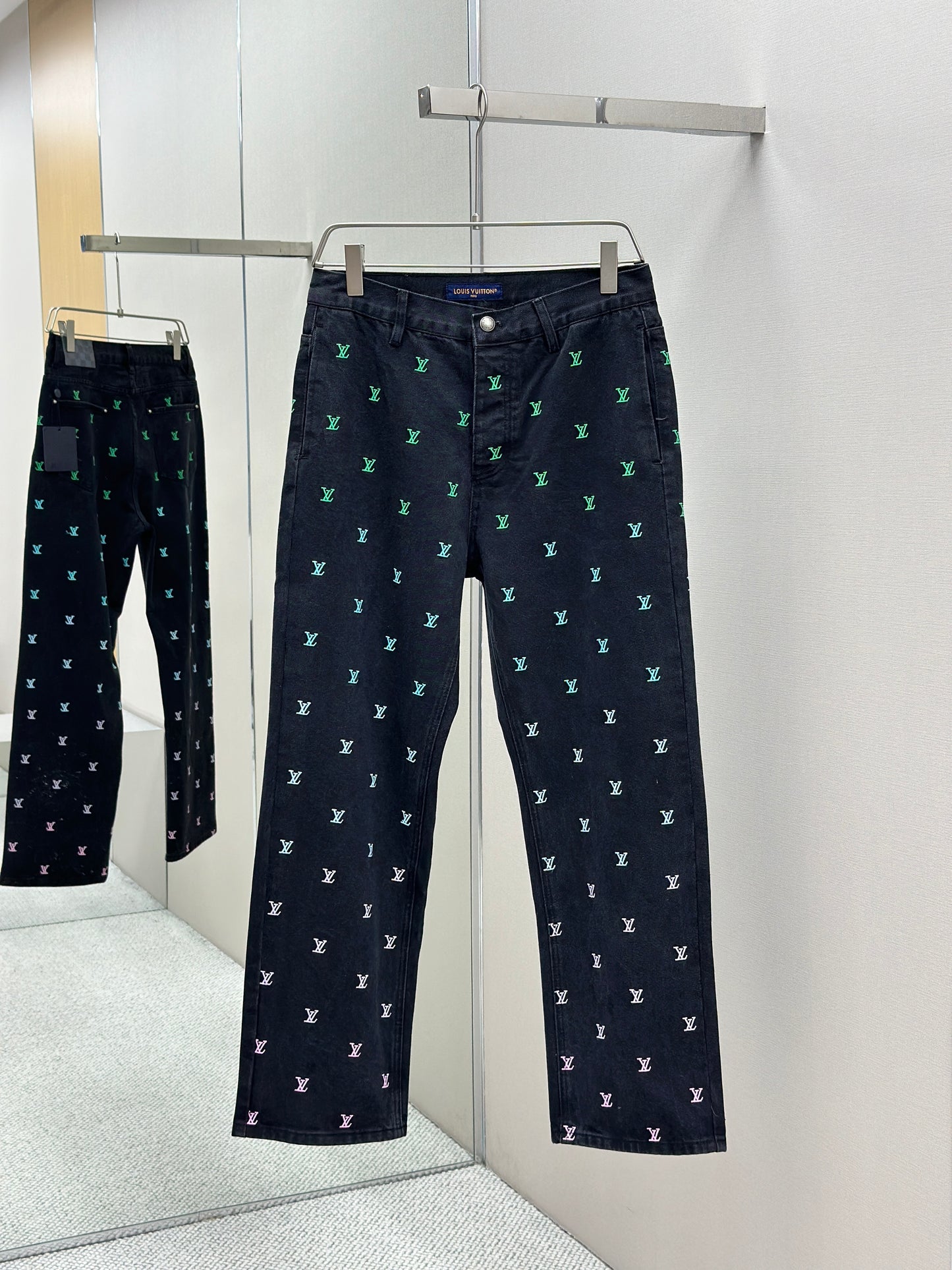 LOUI*V Blason Gradient Embroidered Denim Skate Pants