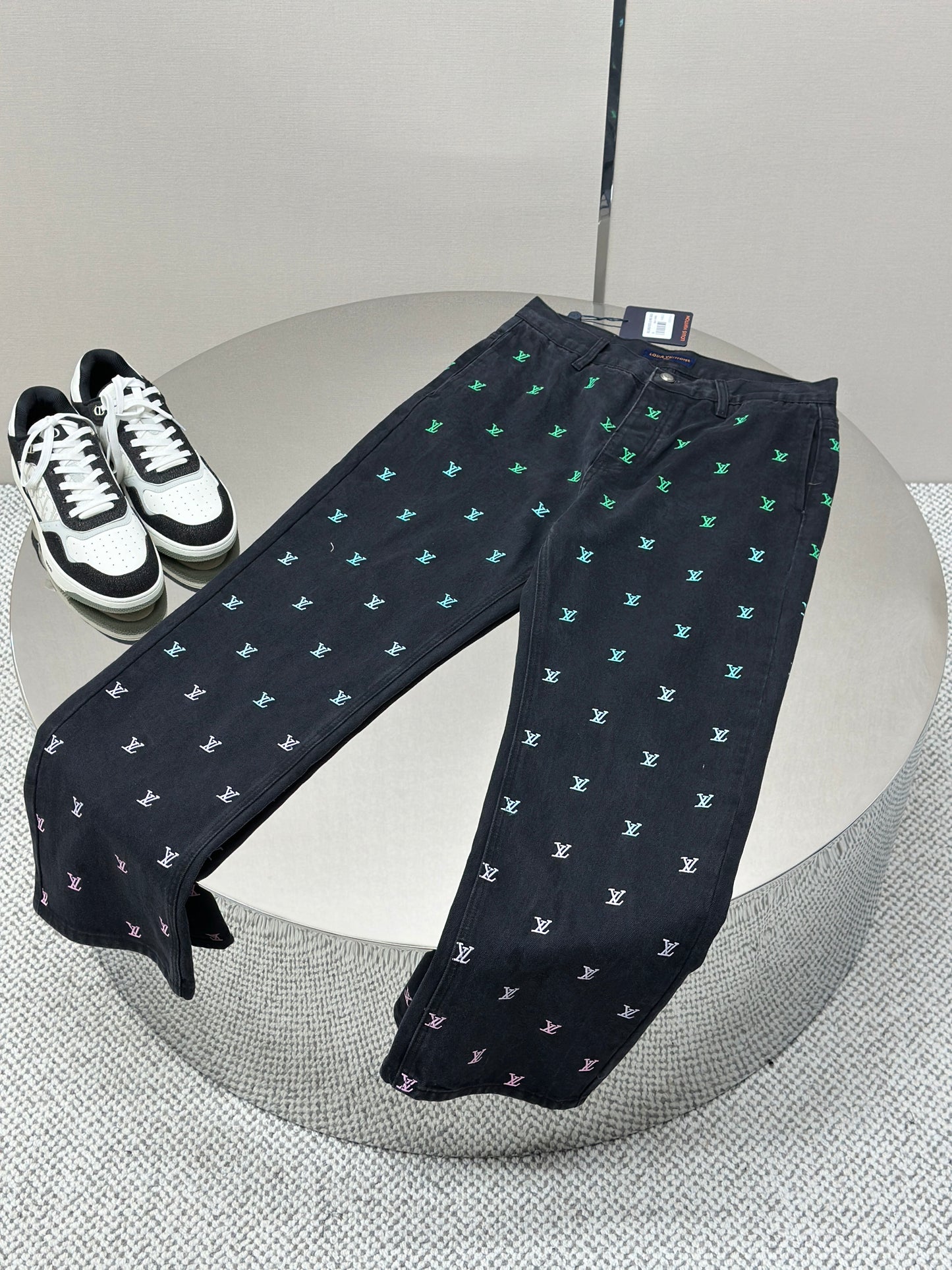 LOUI*V Blason Gradient Embroidered Denim Skate Pants
