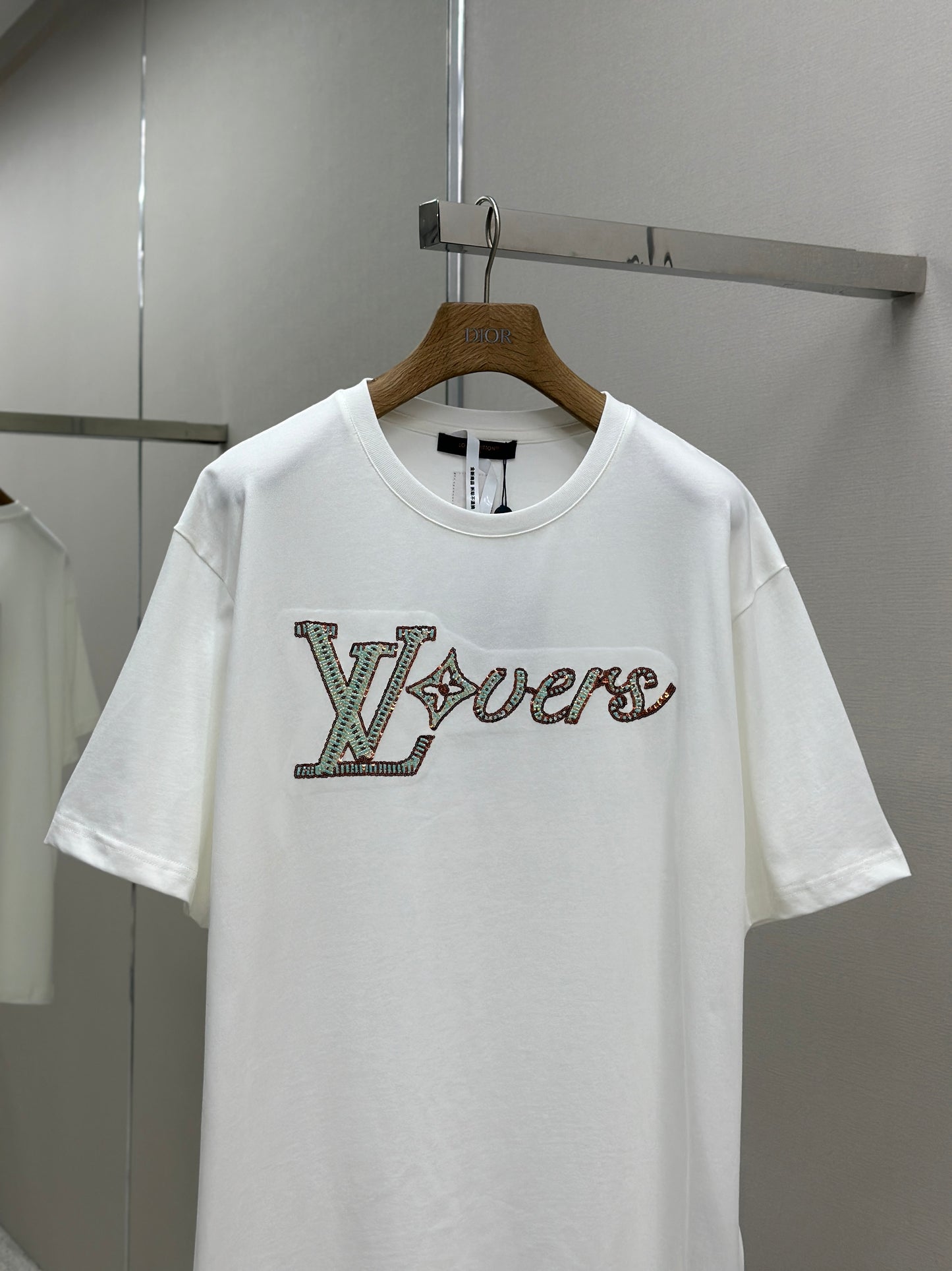 LOUI*V Embroidered Short-Sleeved T-Shirt