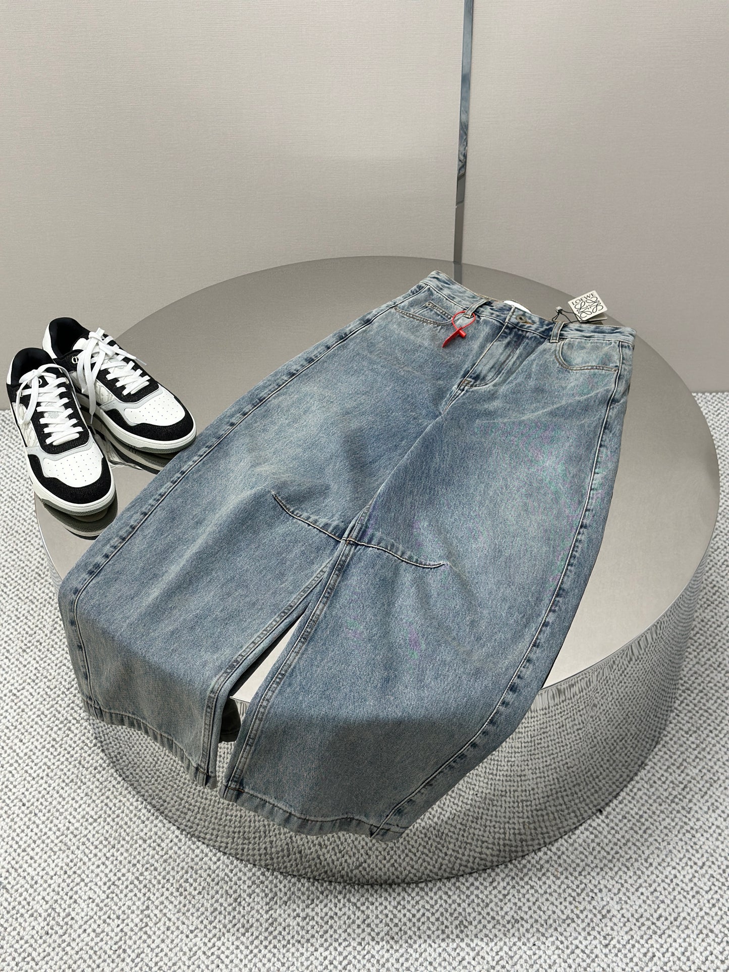 LOE*W Anagram barrel jeans in denim