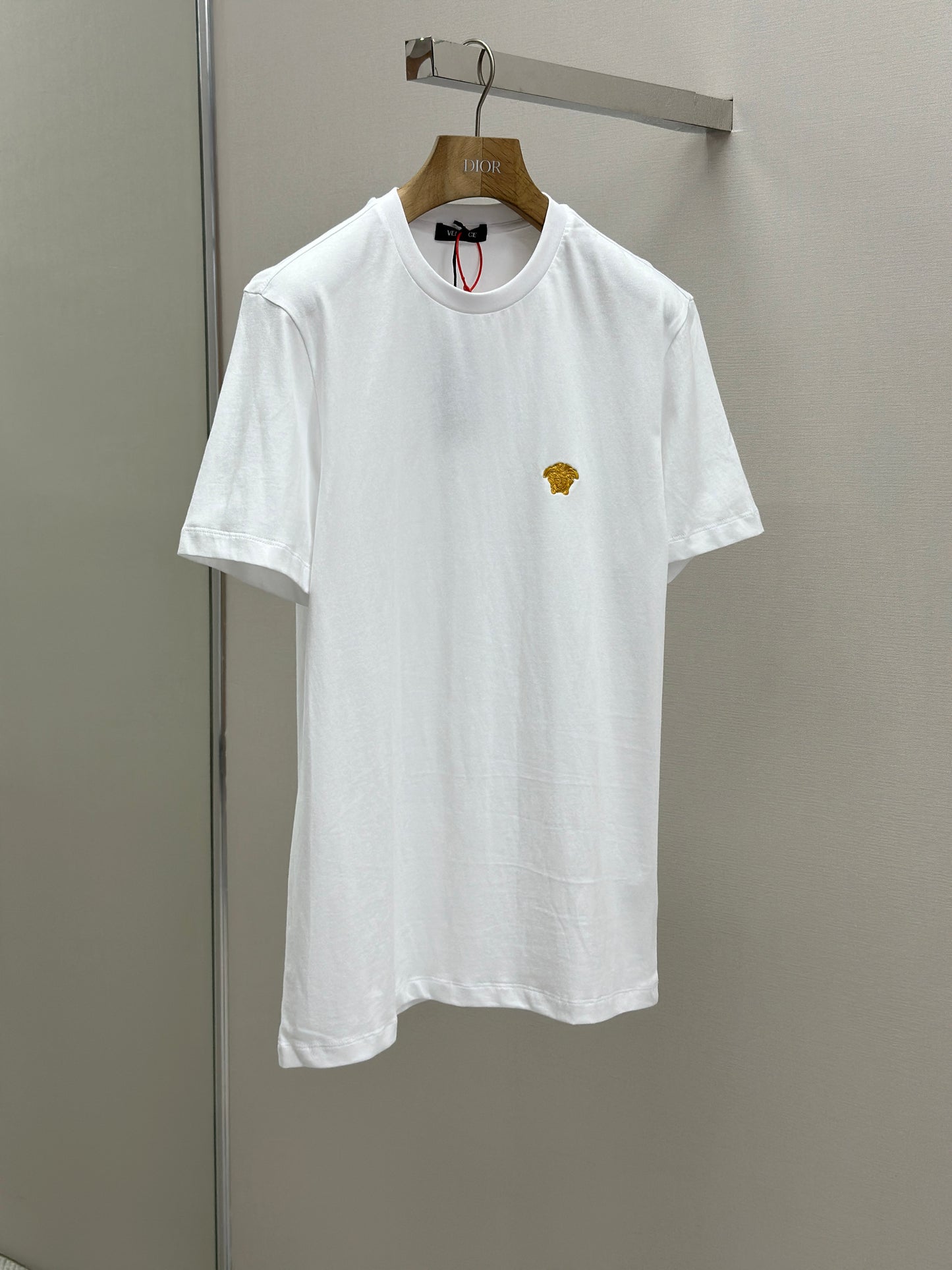 VERSA* Medusa T-Shirt