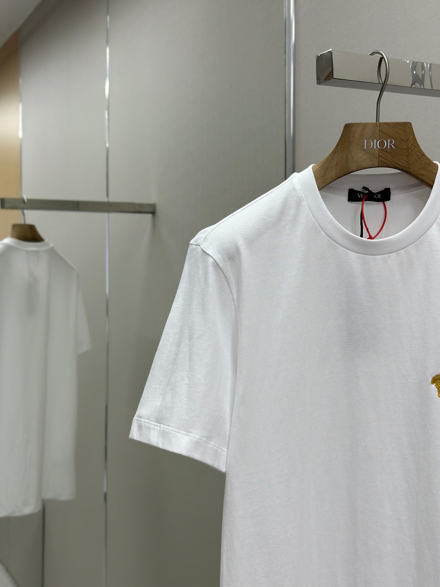 VERSA* Medusa T-Shirt