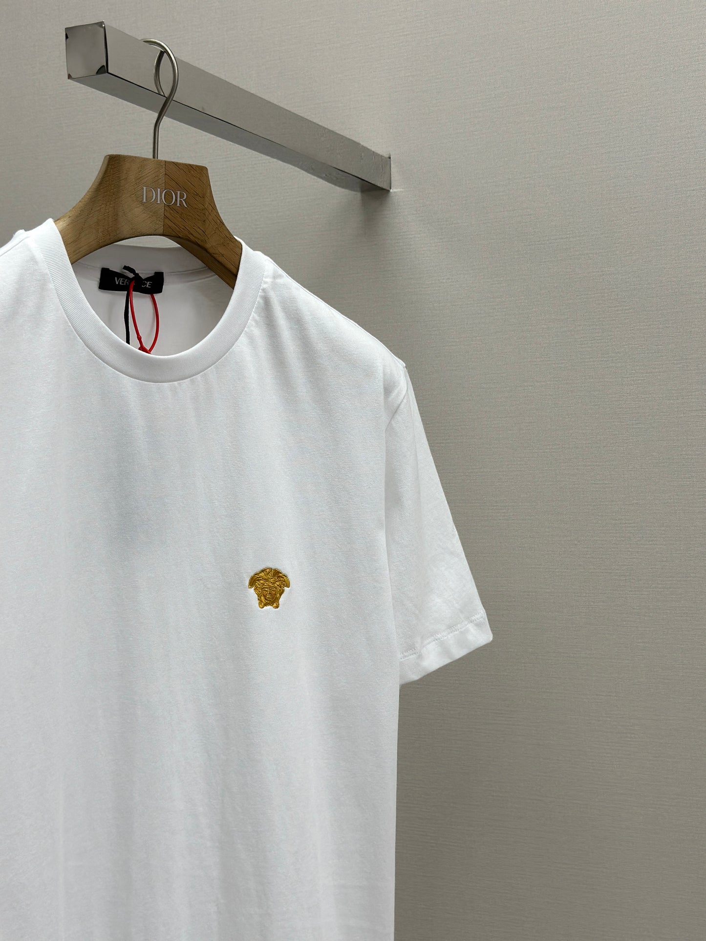 VERSA* Medusa T-Shirt